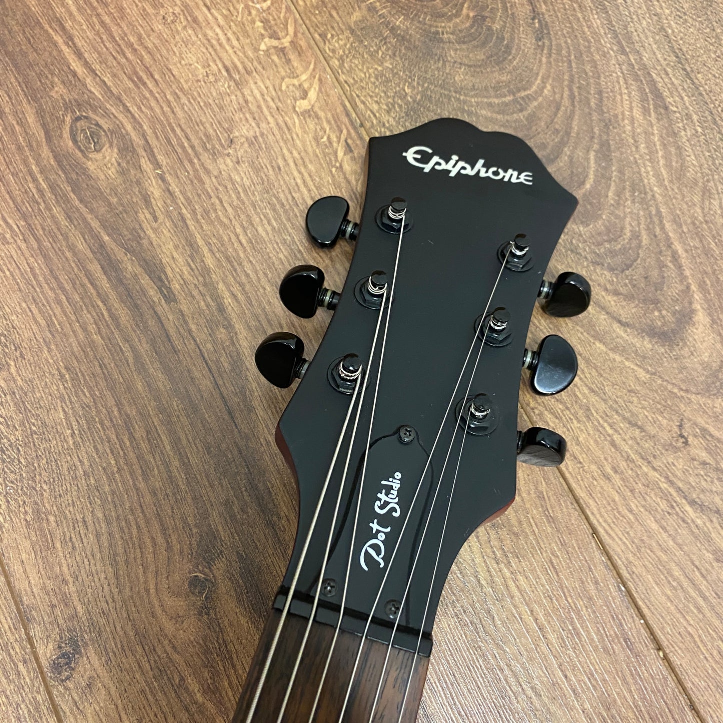 Pre-Owned Epiphone Dot Studio - Worn Cherry