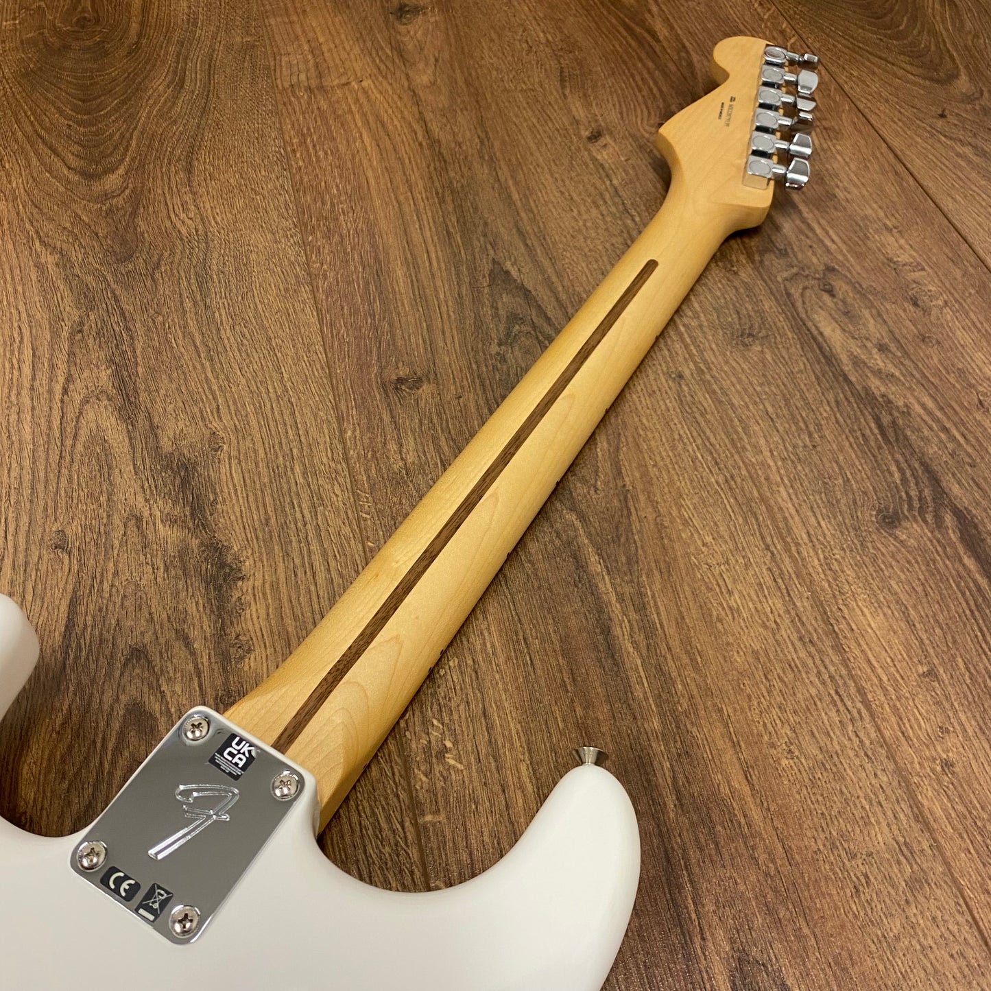 Pre-Owned Fender Player HSS Stratocaster - Polar White