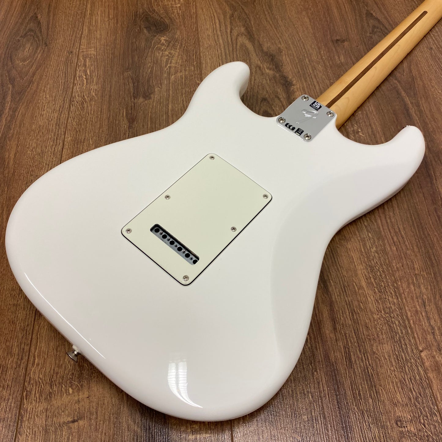 Pre-Owned Fender Player HSS Stratocaster - Polar White