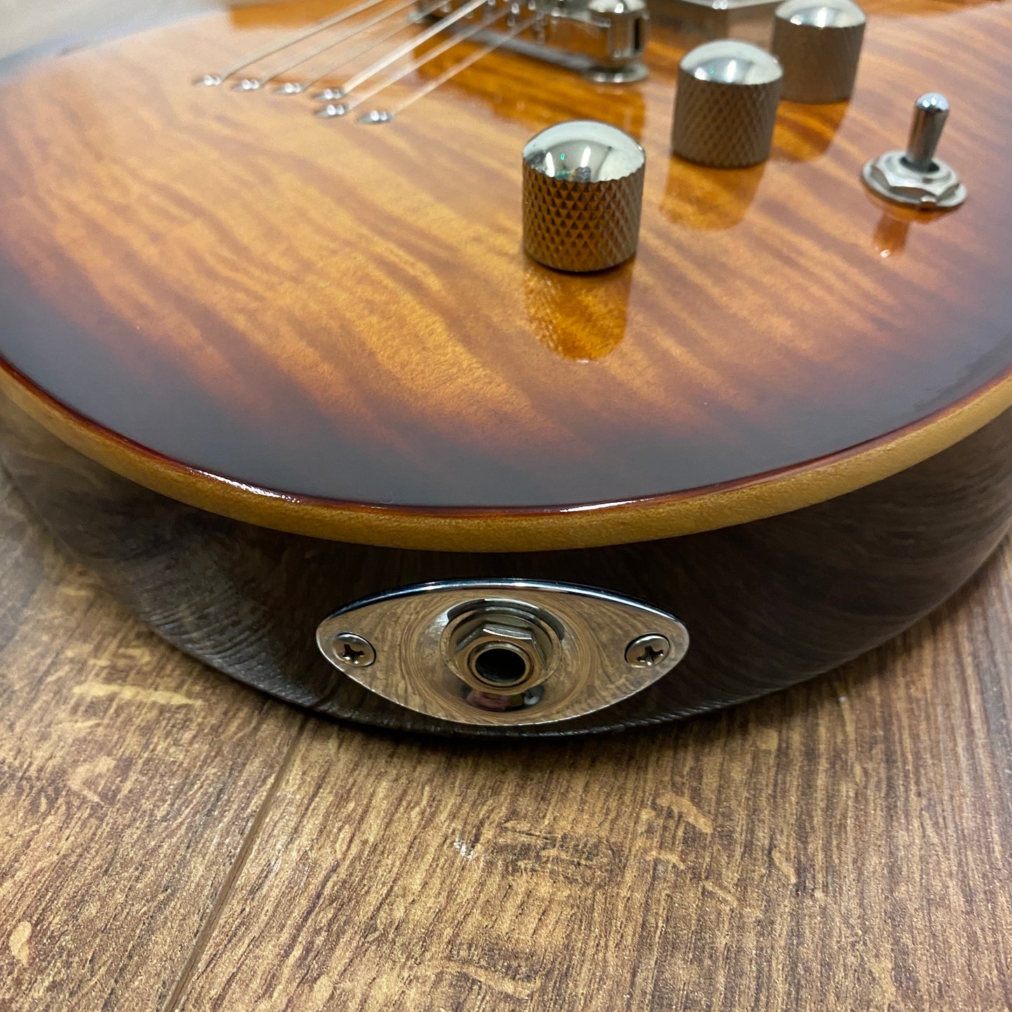 Pre-Owned Ibanez SZ520FM - Flamed Maple Sunburst