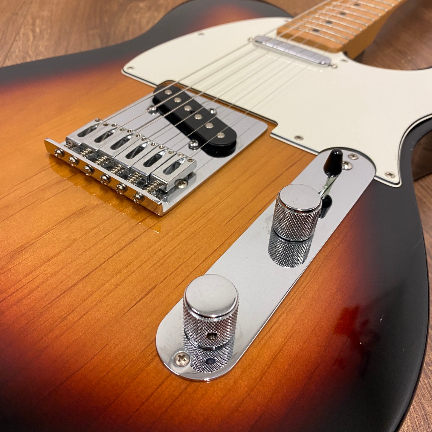Pre-Owned Fender Mexican Standard Telecaster - 3-Tone Sunburst - 2016