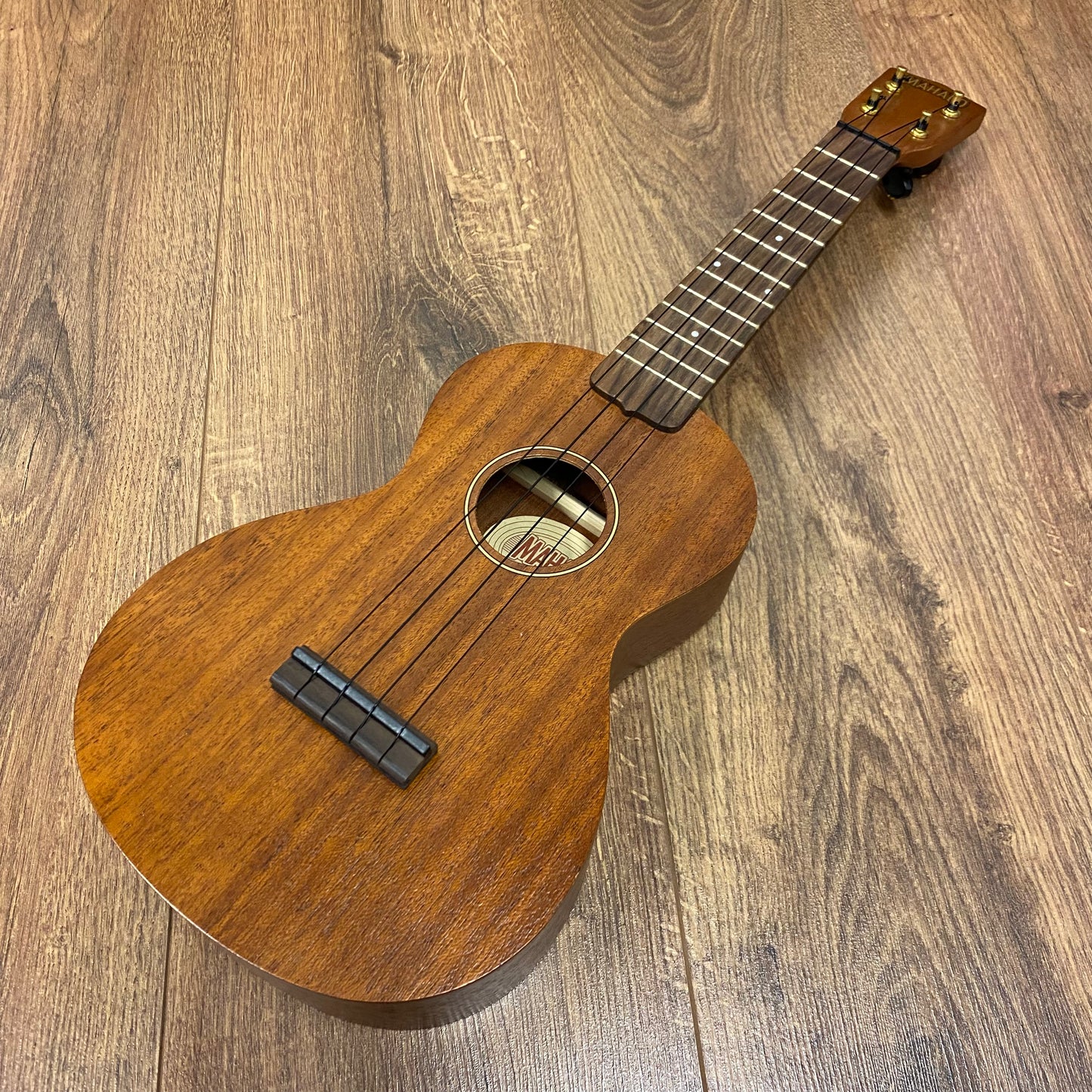Pre-Owned Mahalo U320C Concert Ukulele