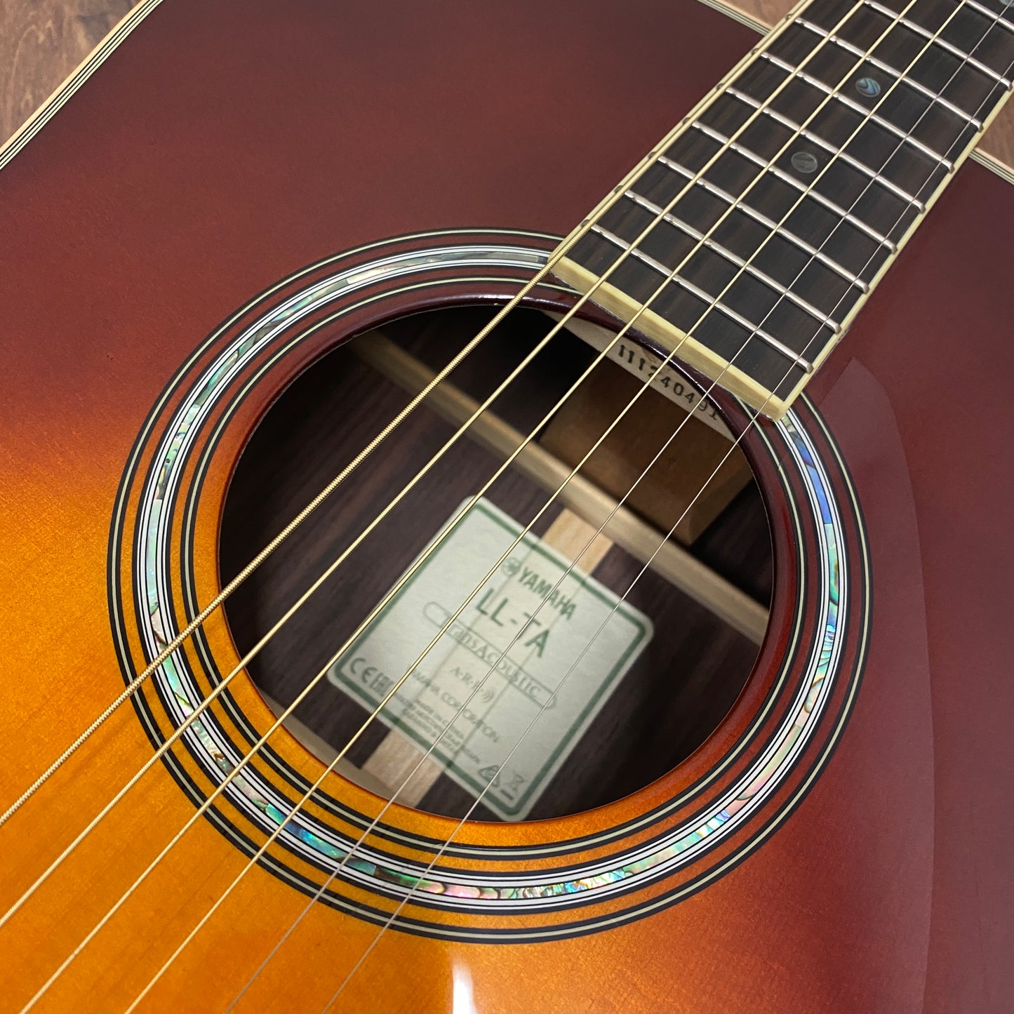 Pre-Owned Yamaha LL-TA Transacoustic - Brown Sunburst