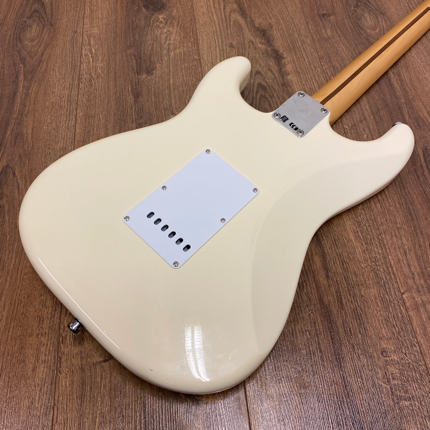 Pre-Owned Fender Mexican Standard Stratocaster HSS - Arctic White - 2017