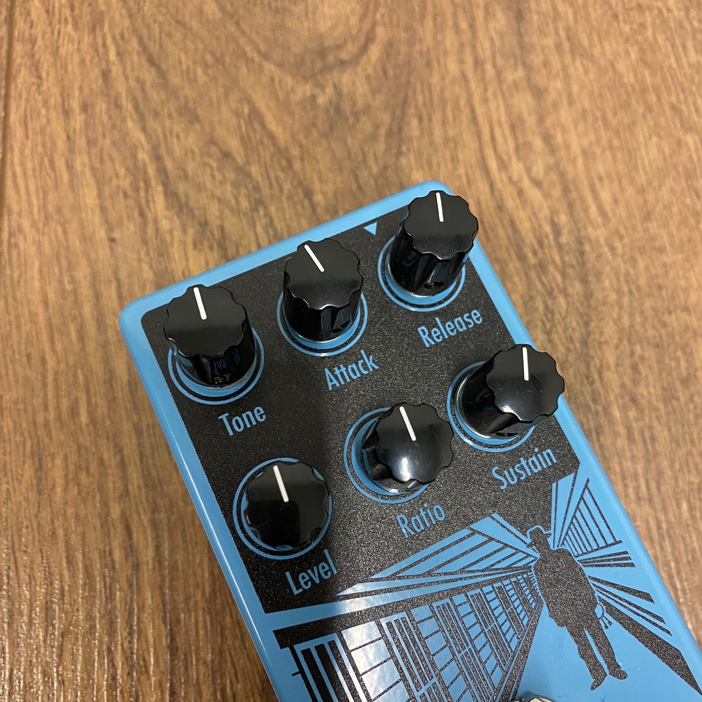 Pre-Owned EarthQuaker Devices The Warden V2 Compressor Pedal
