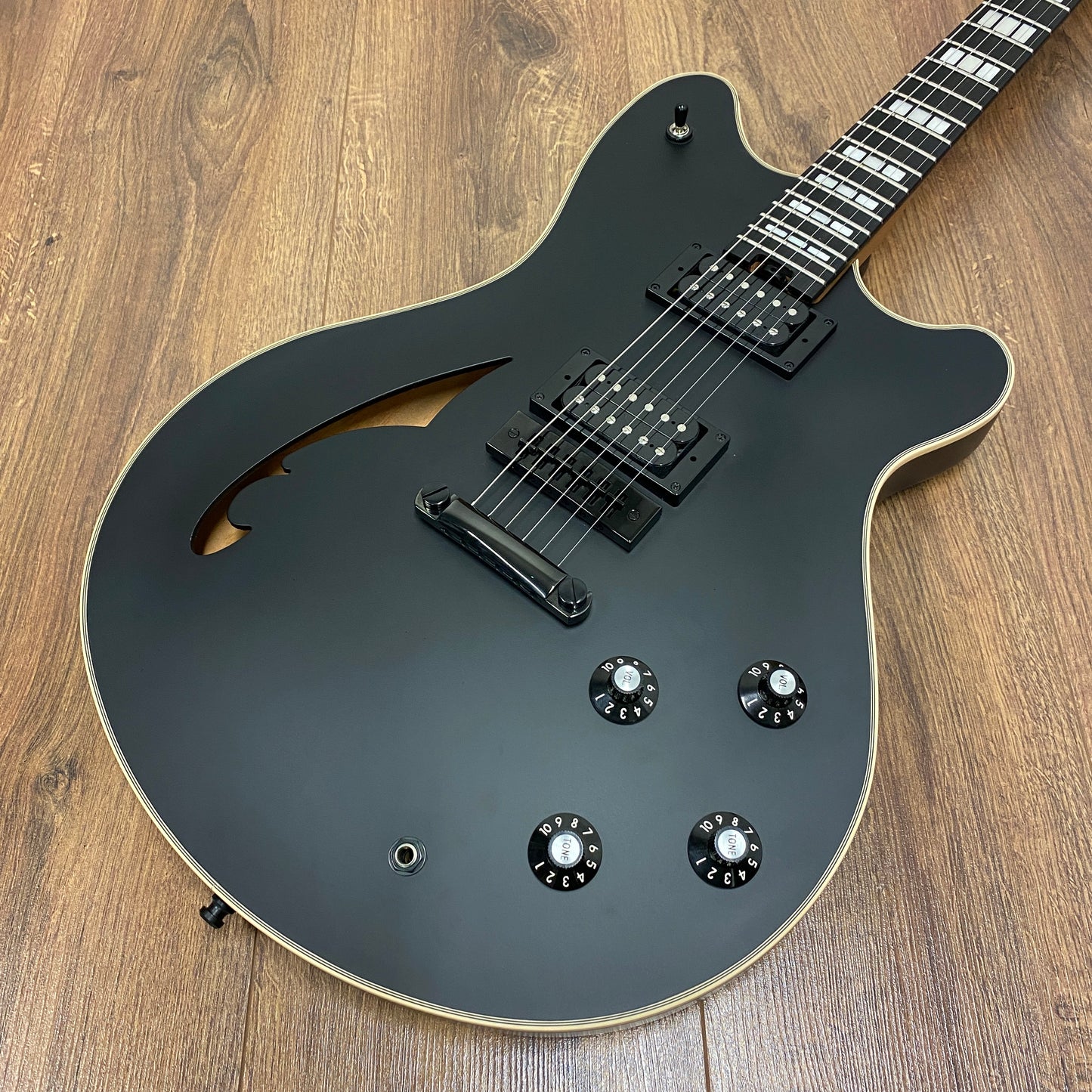 Pre-Owned EVH SA-126 Special - Stealth Black