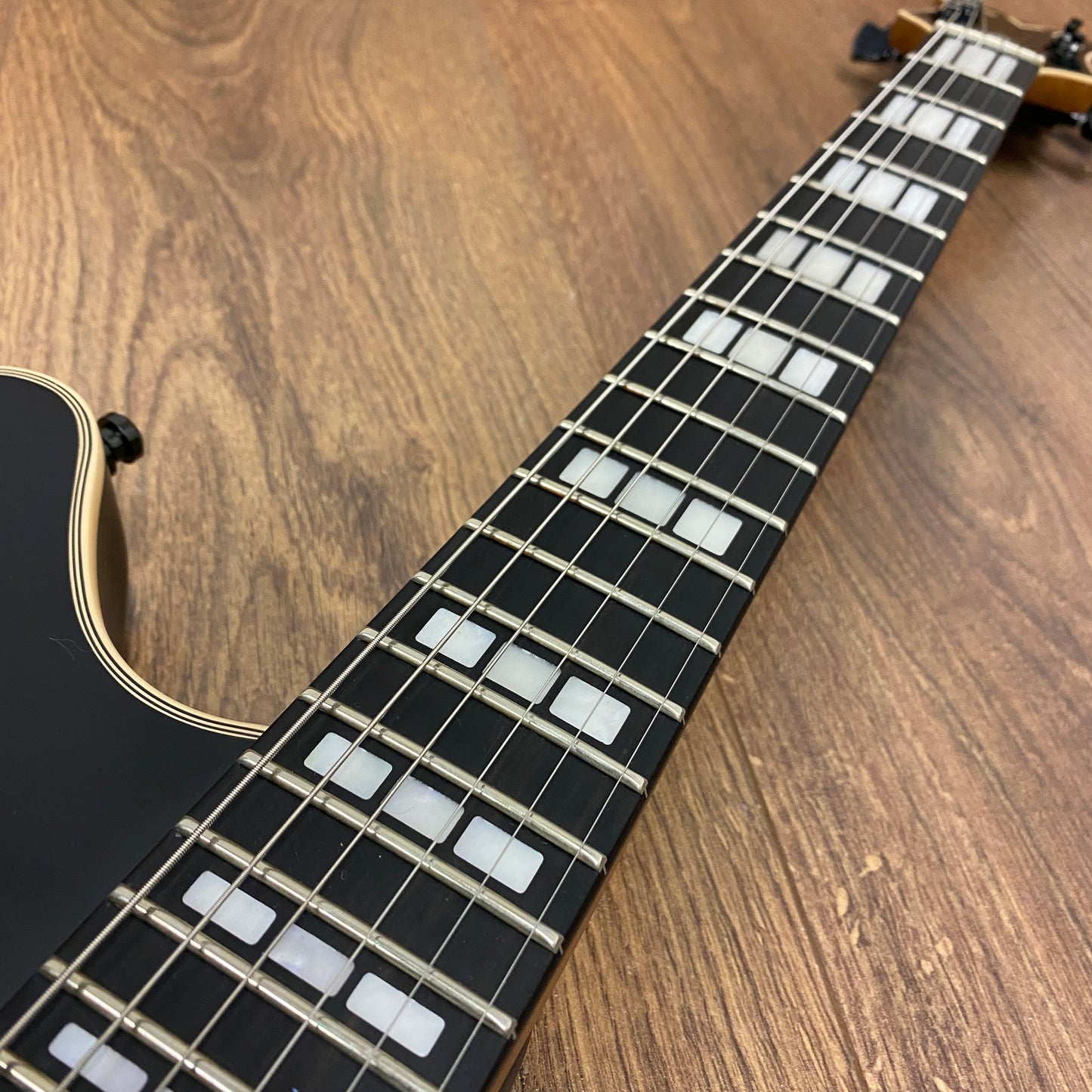 Pre-Owned EVH SA-126 Special - Stealth Black