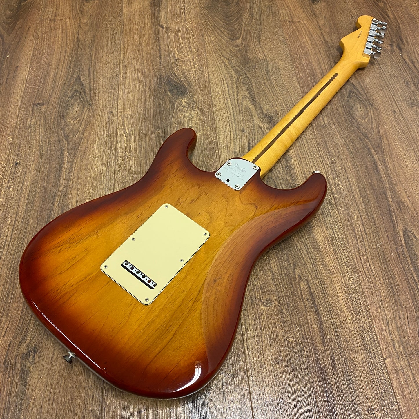 Pre-Owned Fender American Professional II Stratocaster HSS - Sienna Sunburst - 2020