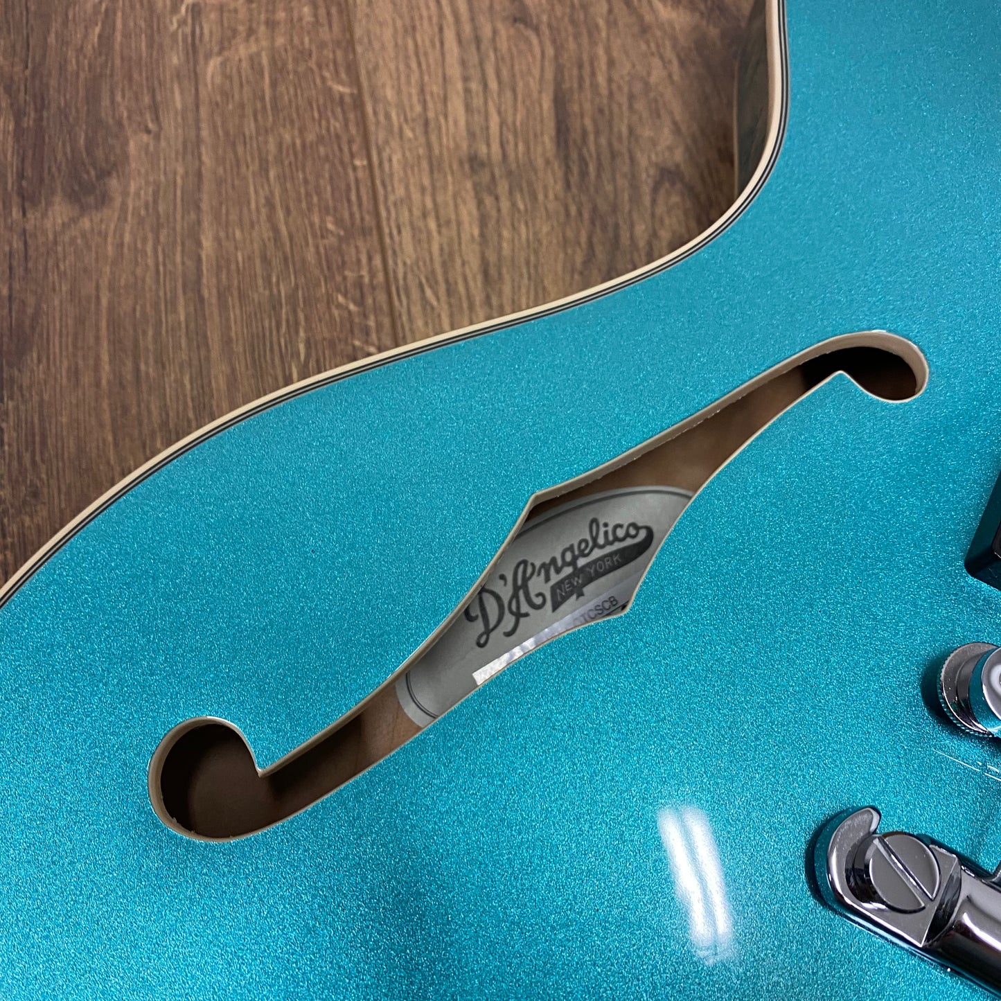 Pre-Owned D'Angelico Premier Doublecut Semi-Hollow Stopbar - Ocean Turquoise