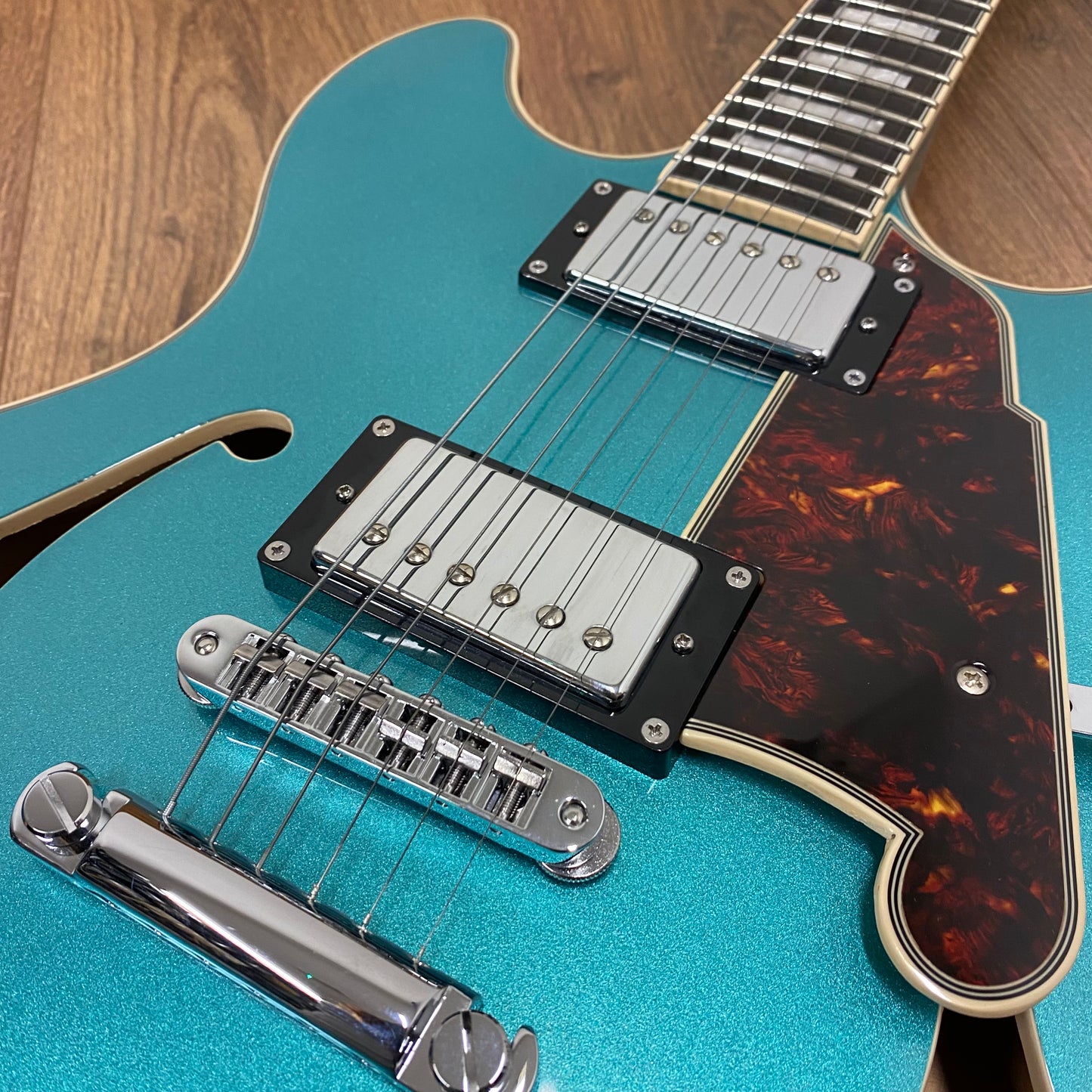 Pre-Owned D'Angelico Premier Doublecut Semi-Hollow Stopbar - Ocean Turquoise