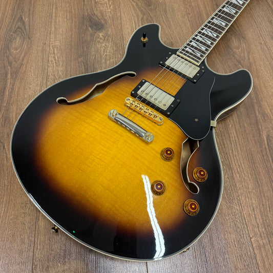 Pre-Owned Washburn HB-35 - Tobacco Sunburst