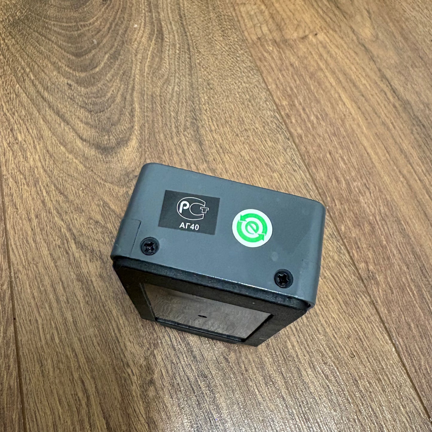 Pre-Owned Behringer TU300 Tuner Pedal