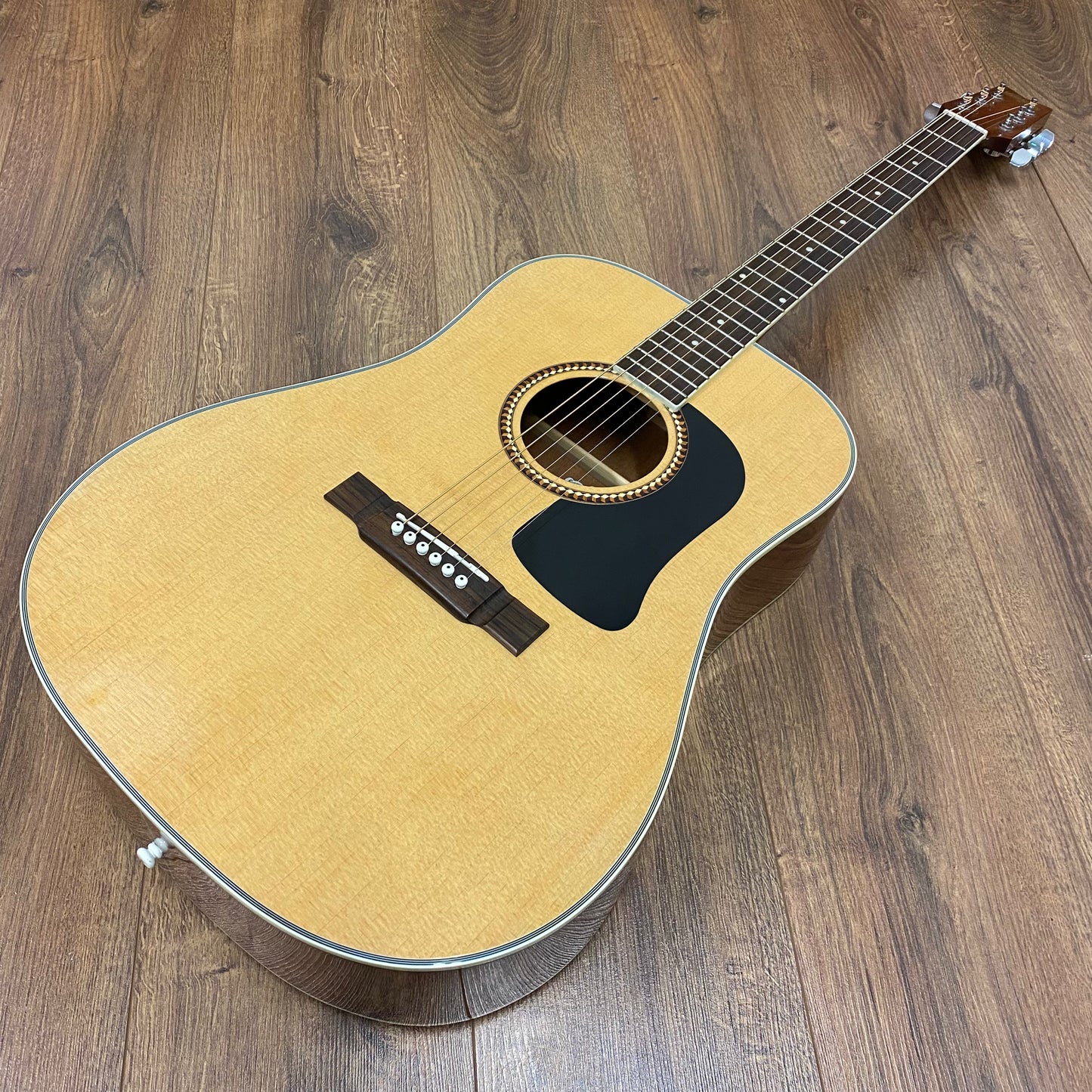 Pre-Owned Washburn D10S Acoustic - Natural