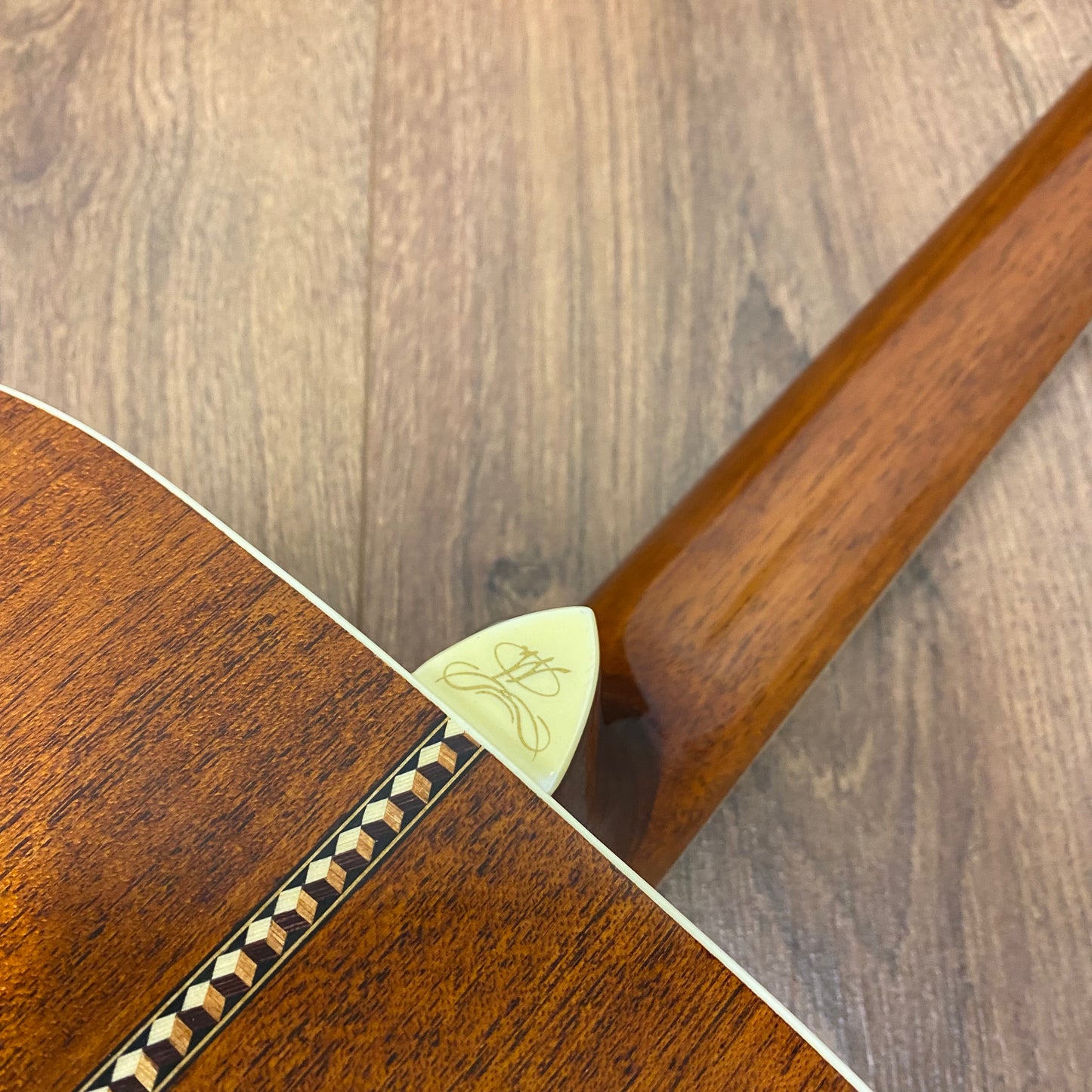 Pre-Owned Washburn D10S Acoustic - Natural