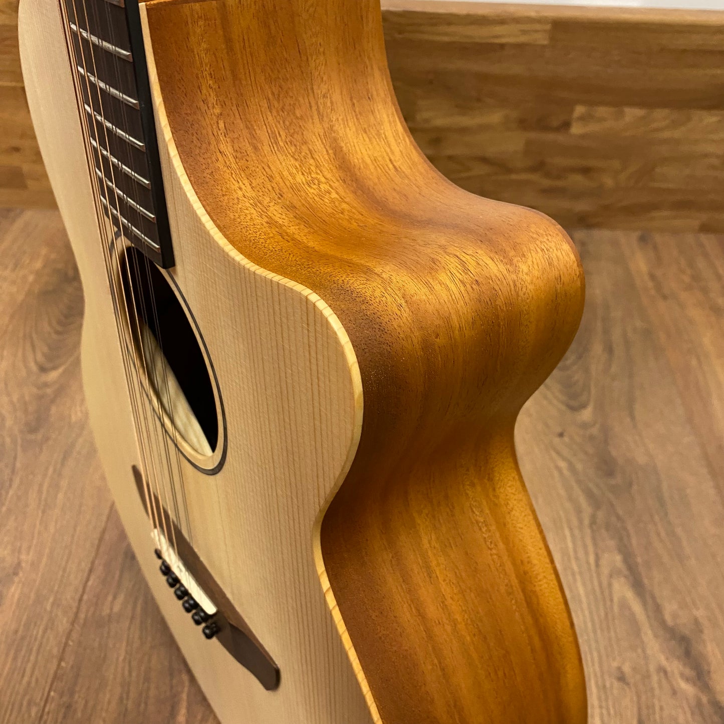 Pre-Owned Faith Naked Venus 12 string Electro Acoustic - Natural