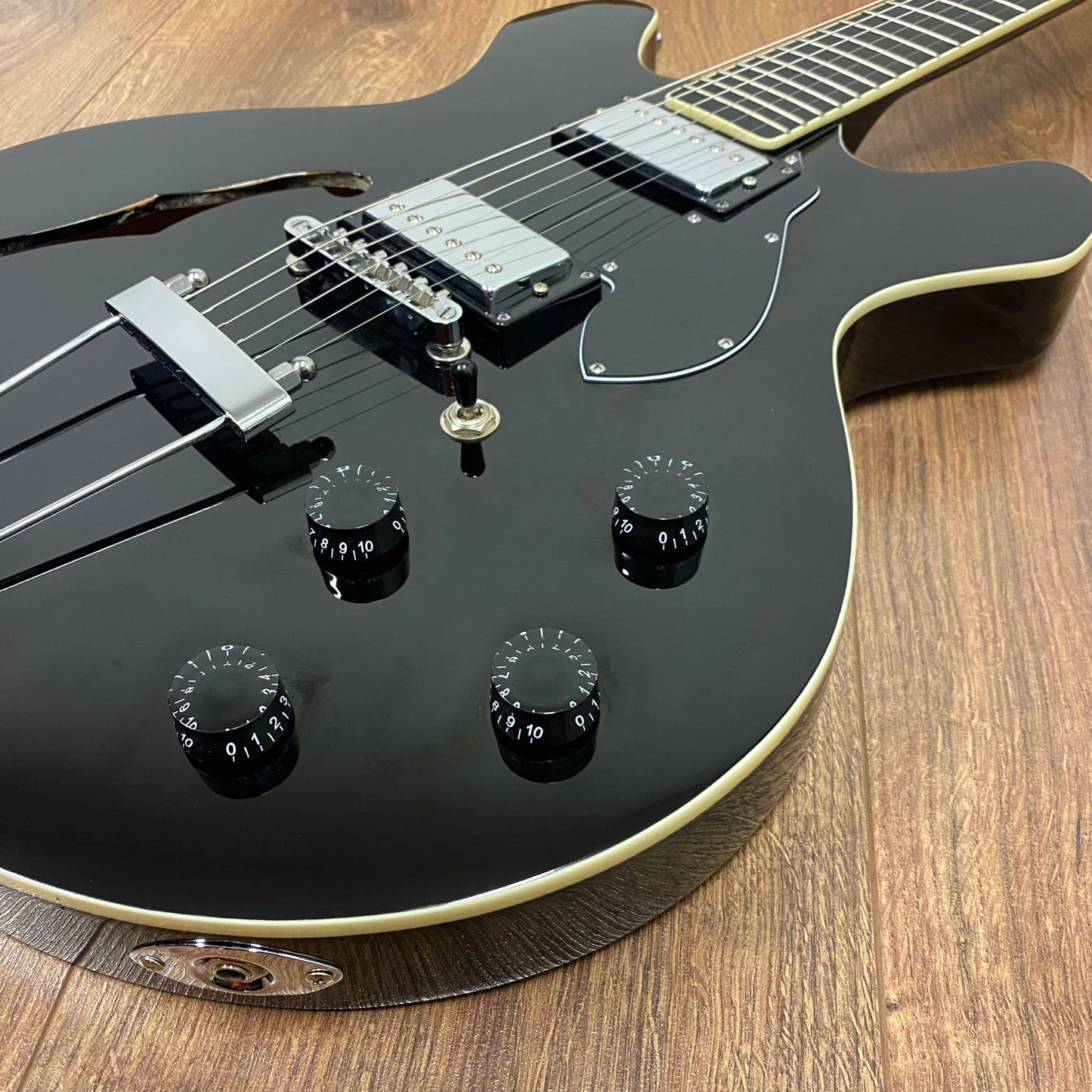 Pre-Owned Stagg Silveray 533 Semi-Hollow - Black