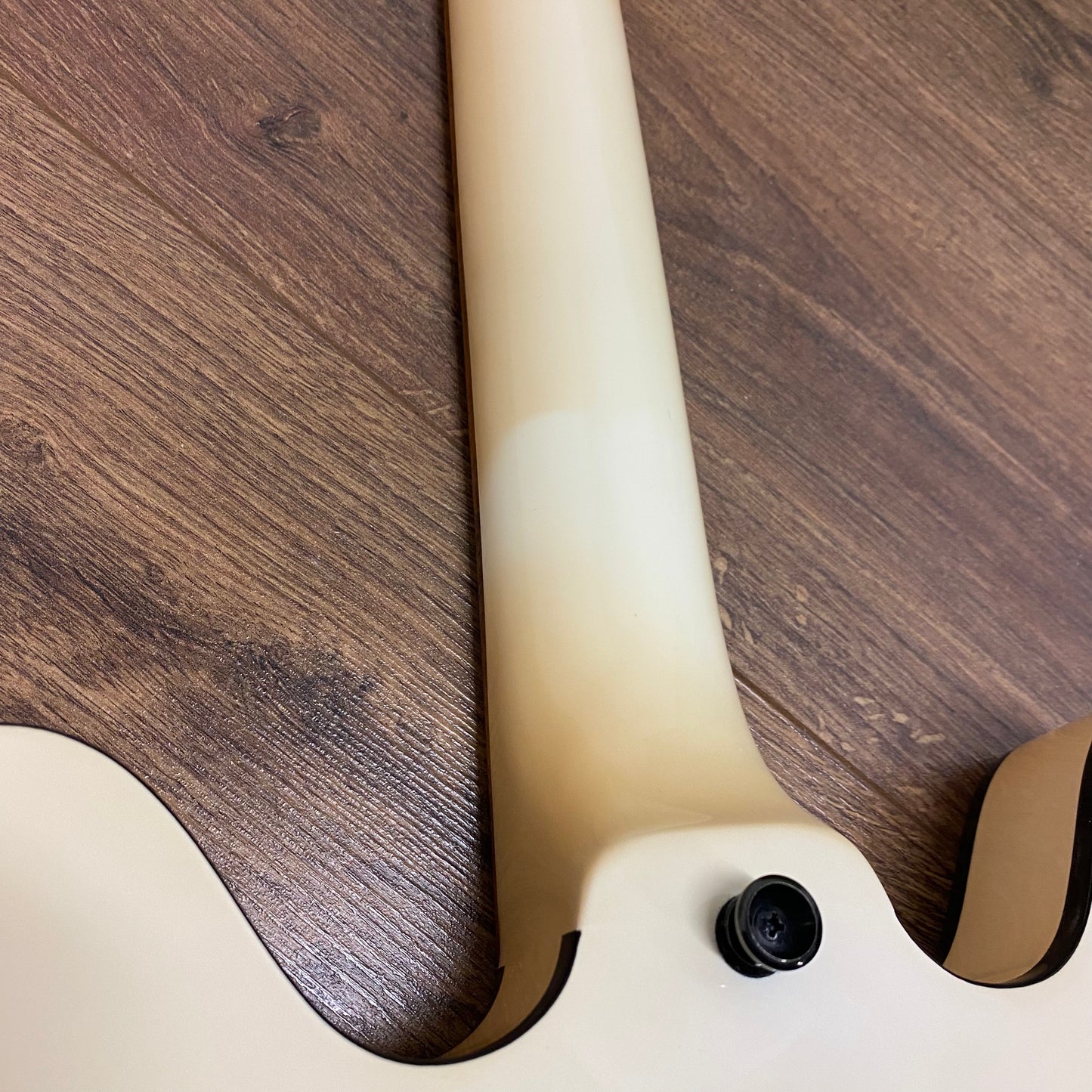 Pre-Owned Epiphone Dot Studio - Aged Arctic White