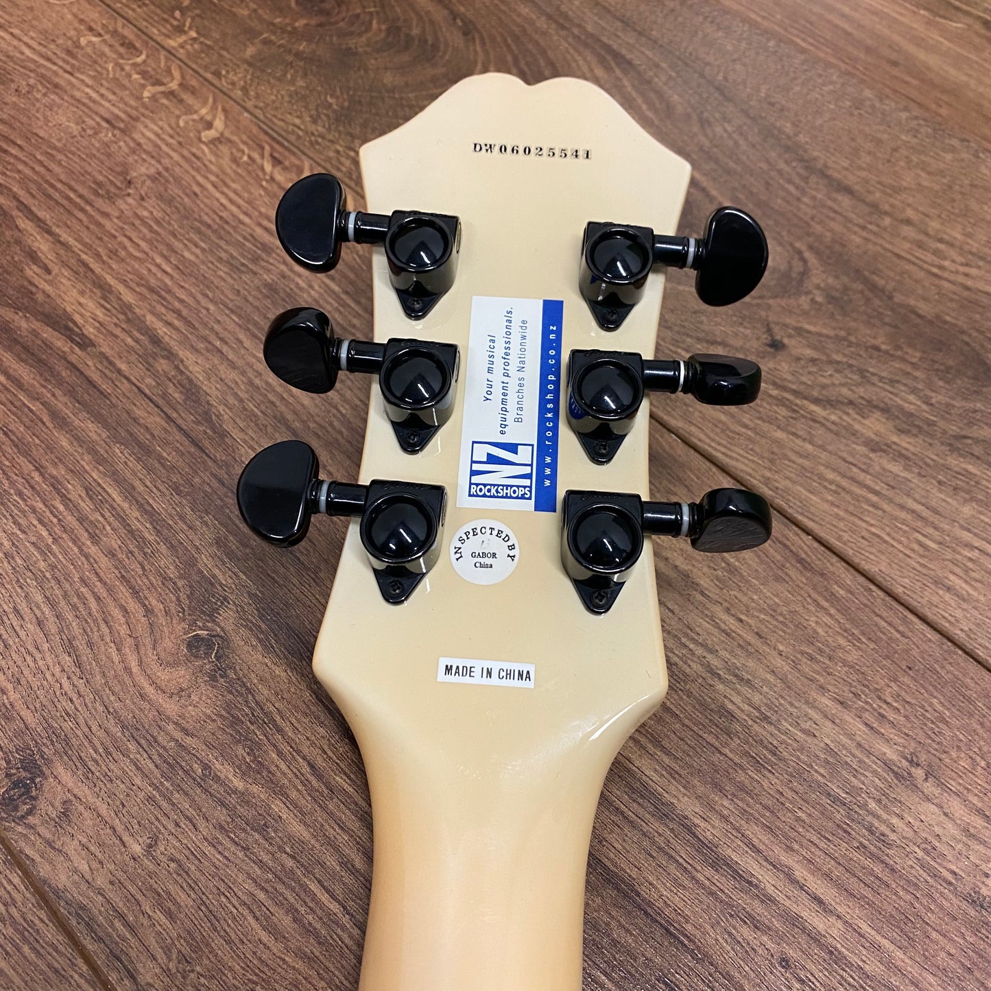 Pre-Owned Epiphone Dot Studio - Aged Arctic White