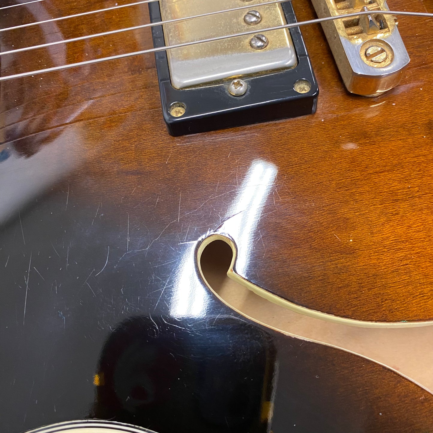 Pre-Owned Epiphone Sheraton Korean - Vintage Sunburst - 1987
