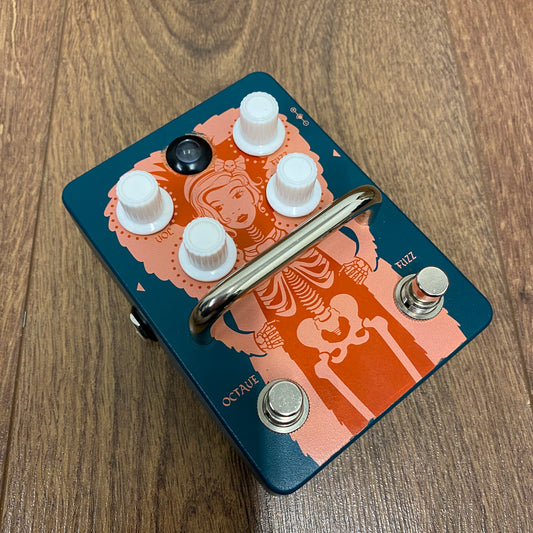 Pre-Owned Orange Fur Coat Vintage Fuzz Octave Pedal