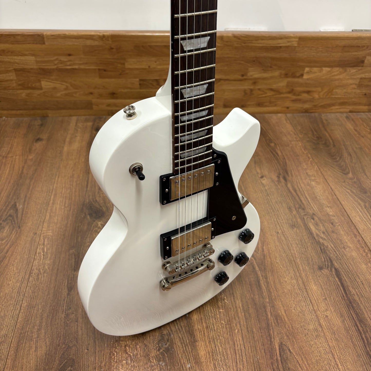 Pre-Owned Epiphone Les Paul Studio - Alpine White