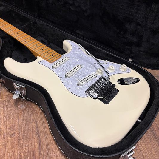 Pre-Owned Fender Player Stratocaster Floyd Rose - Upgraded - Arctic White