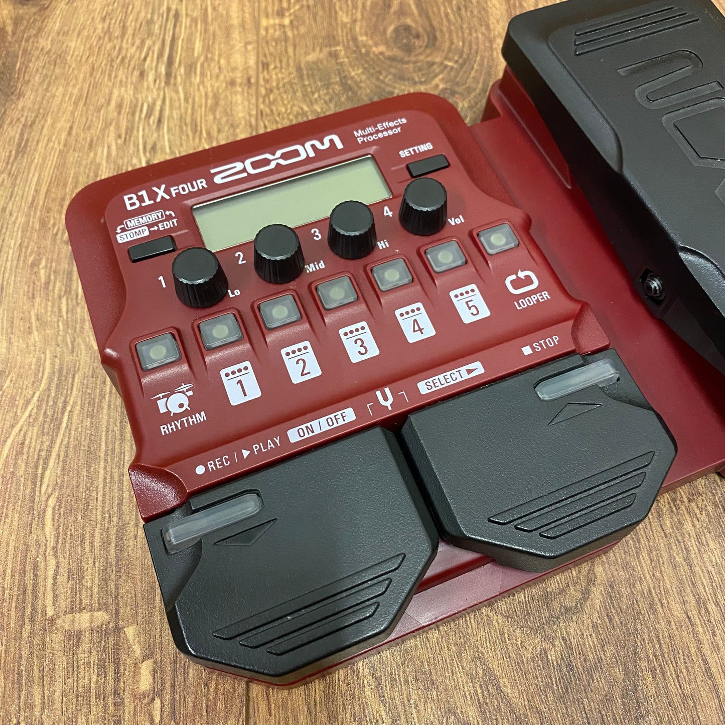 Pre-Owned Zoom B1X Four Bass Multi-Effects Pedal