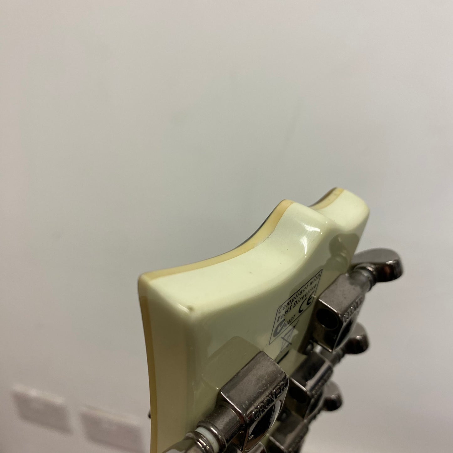 Pre-Owned LTD Viper 400 - White