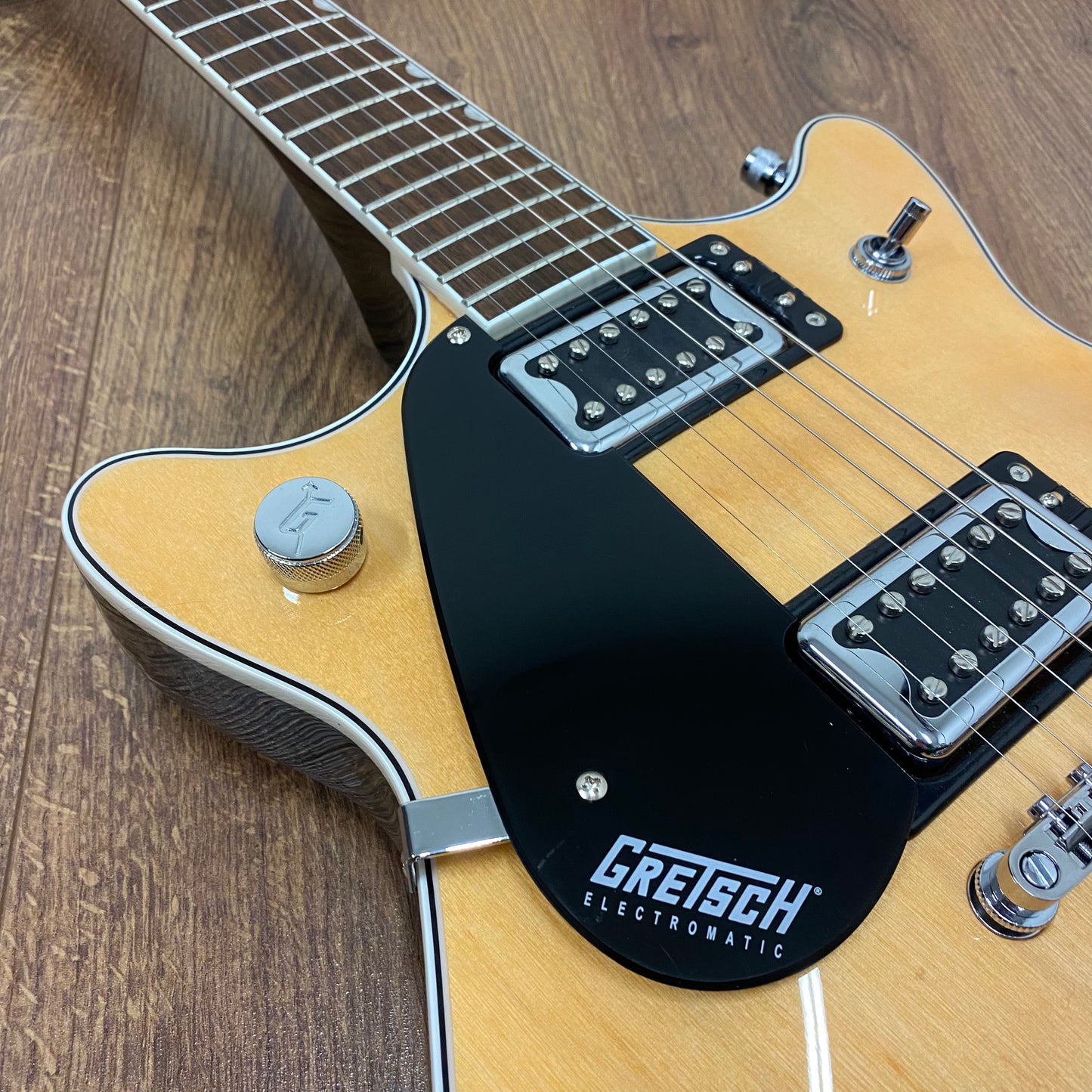 Pre-Owned Gretsch G5222 Electromatic Double Jet BT - Left Handed - Aged Natural