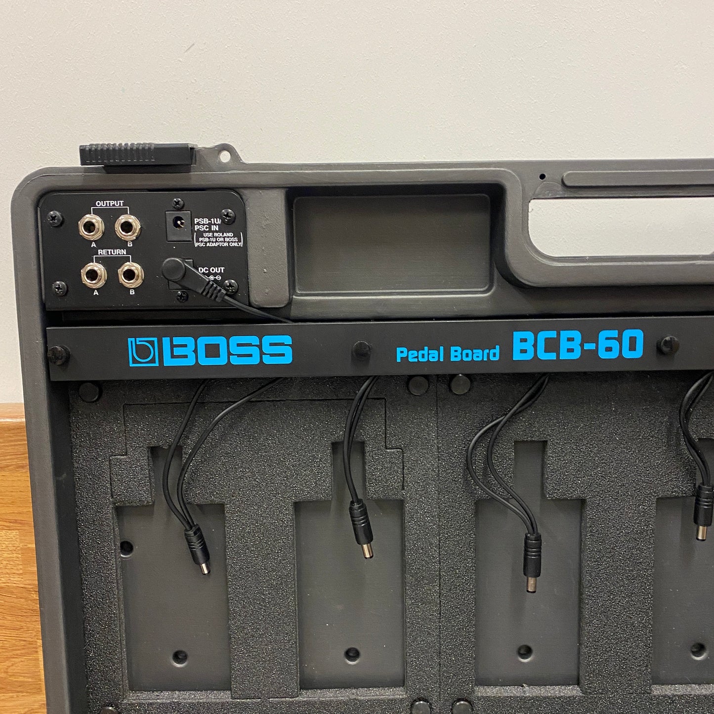 Pre-Owned Boss BCB-60 Pedal Board