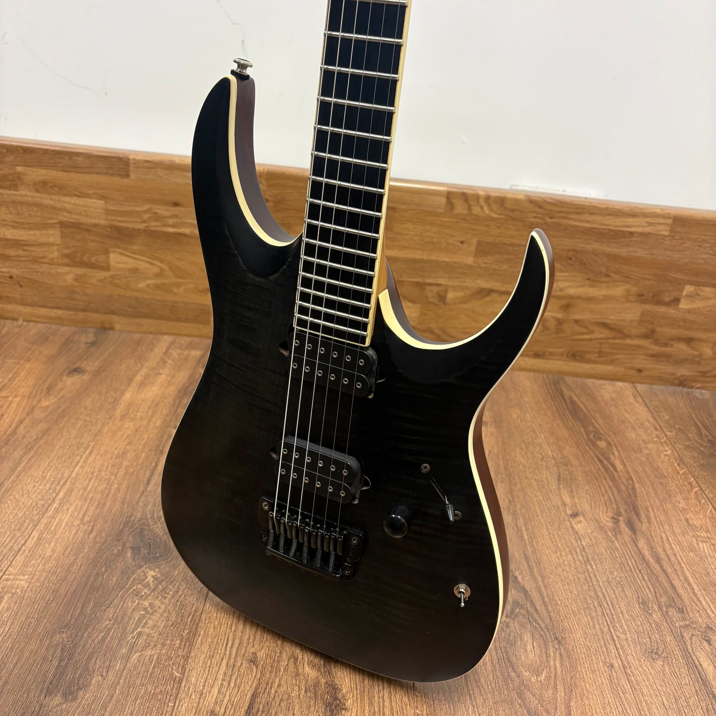 Pre-Owned Ibanez RGAIX6FMT Iron Label - Transparent Grey