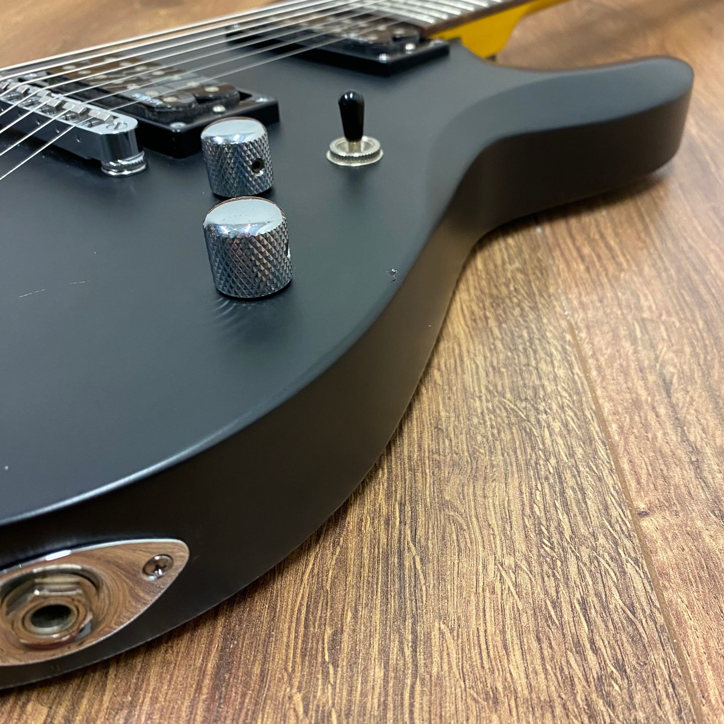 Pre-Owned Schecter C-7 Deluxe 7-String - Satin Black