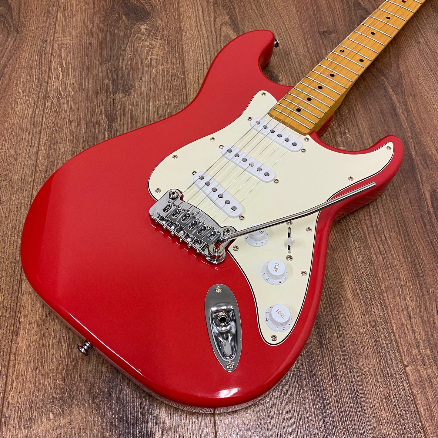 Pre-Owned G&L Tribute Legacy - Fullerton Red