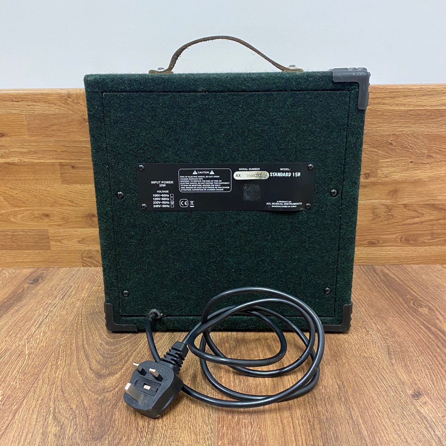 Pre-Owned AXL Standard 15B 15w Bass Combo