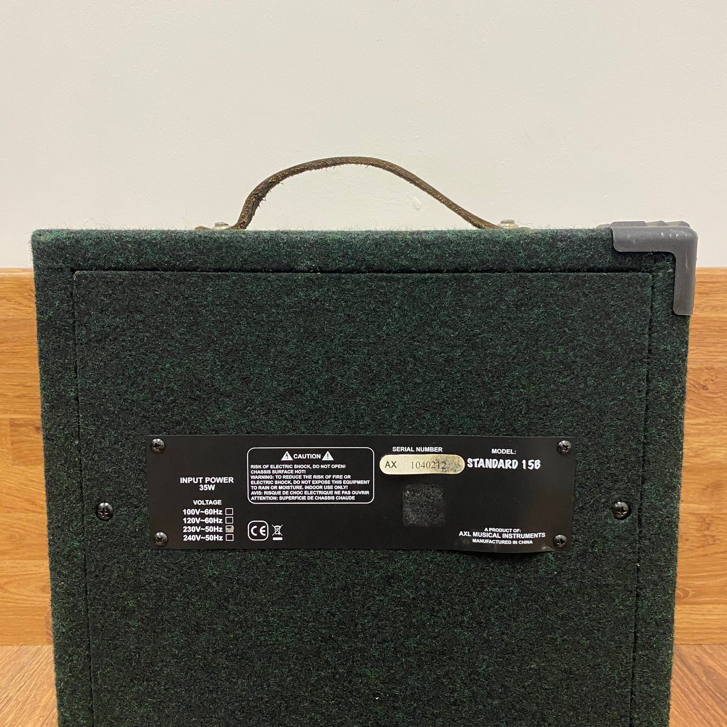 Pre-Owned AXL Standard 15B 15w Bass Combo