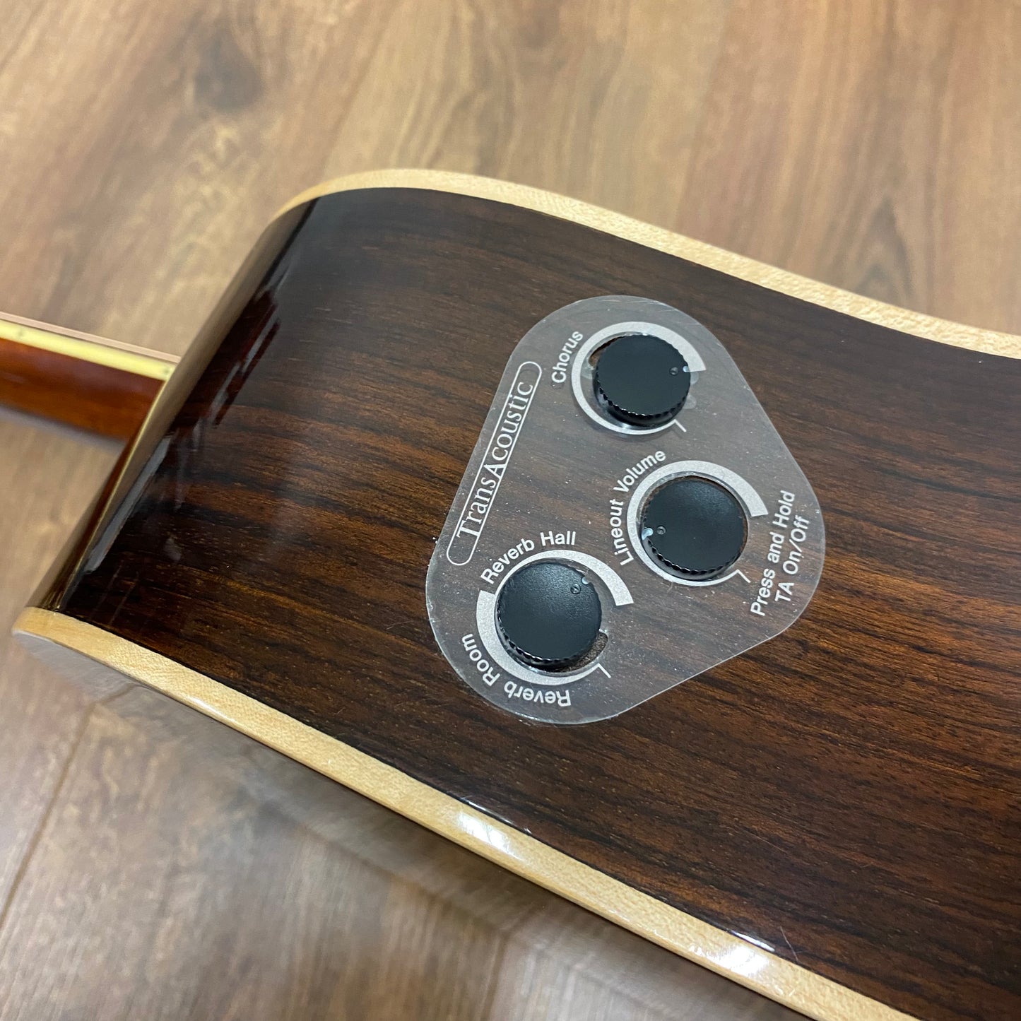 Pre-Owned Yamaha LL-TA Transacoustic - Vintage Tint