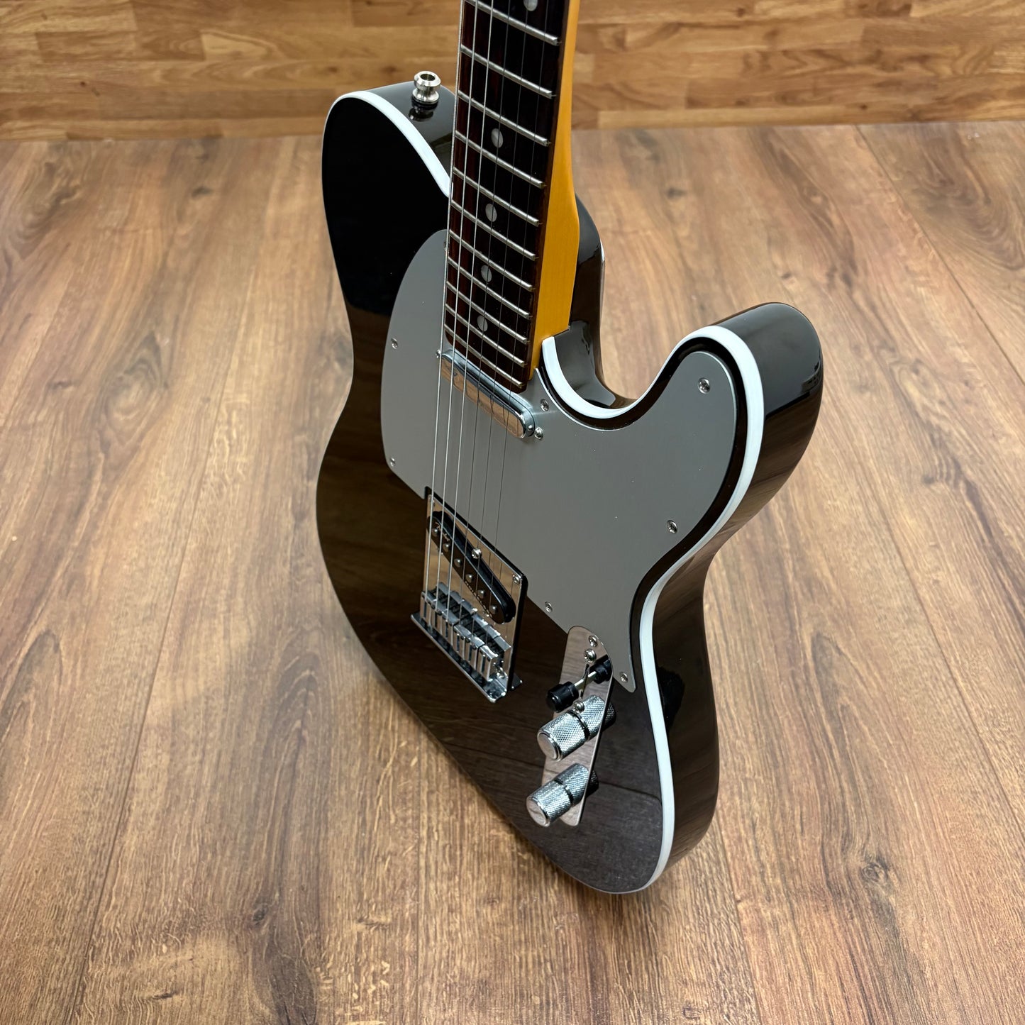 Pre-Owned Fender American Ultra Telecaster - Texas Tea - 2023