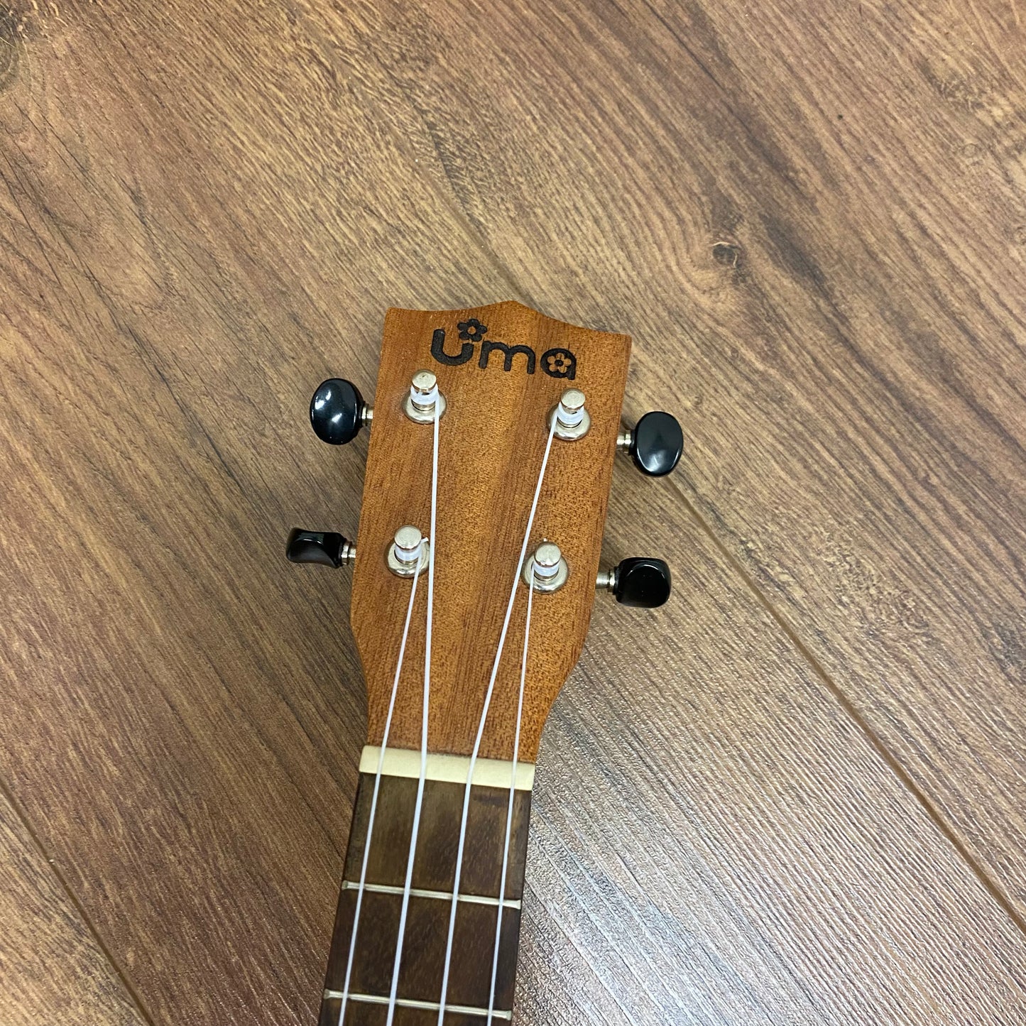 Pre-Owned Uma UK-03C Concert Ukulele