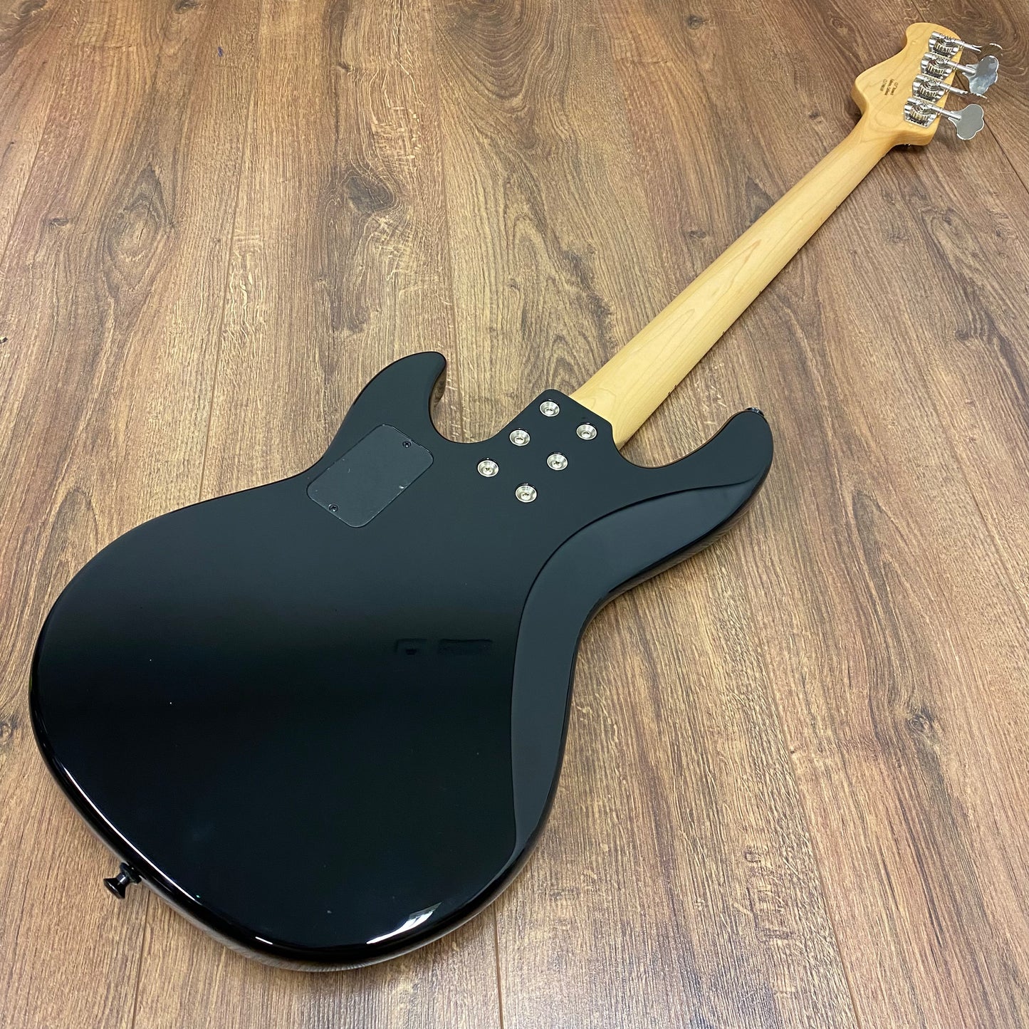 Pre-Owned G&L USA CLF Research L2000 - Jet Black - 2019