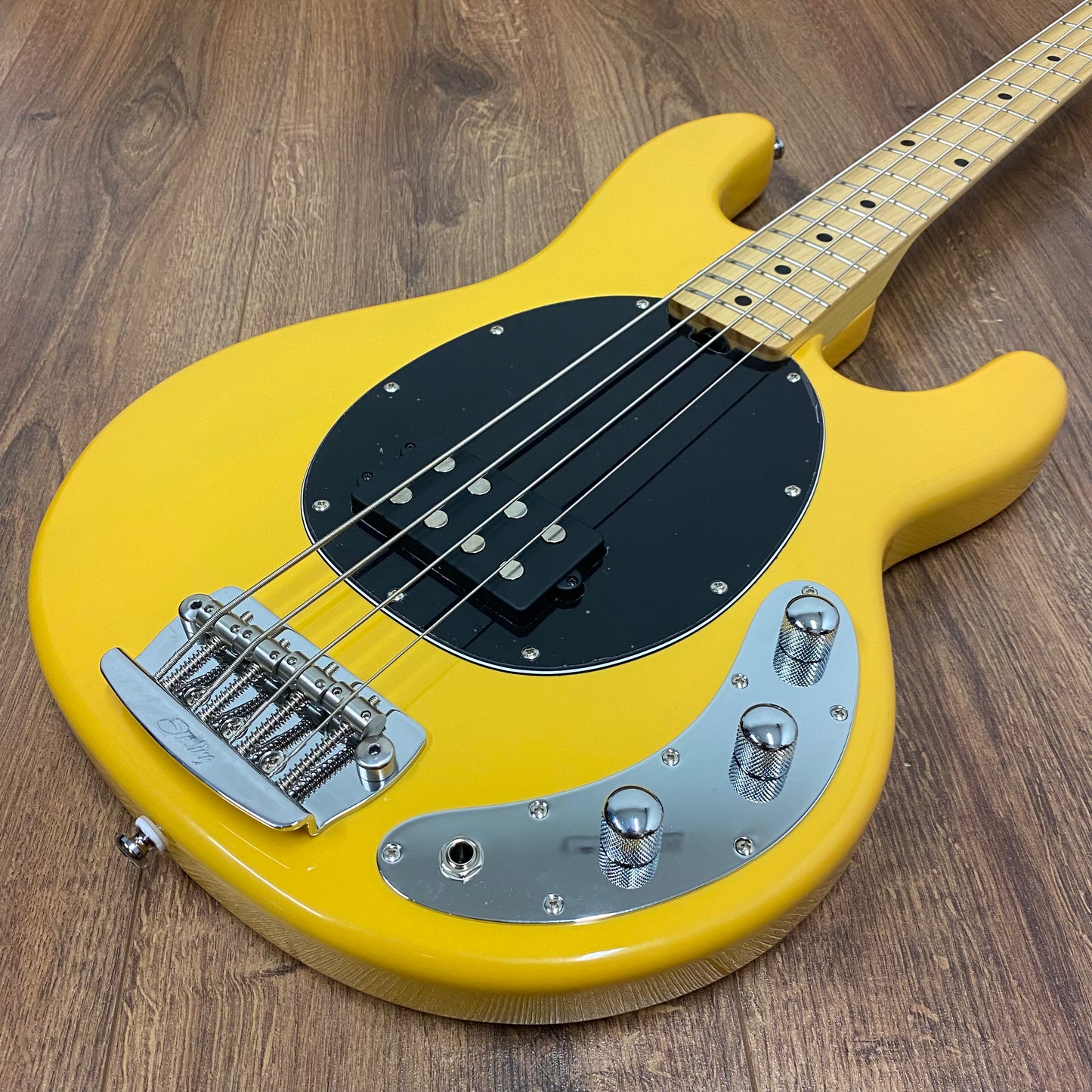 Sterling Stingray Classic 4 - Butterscotch *B-STOCK*