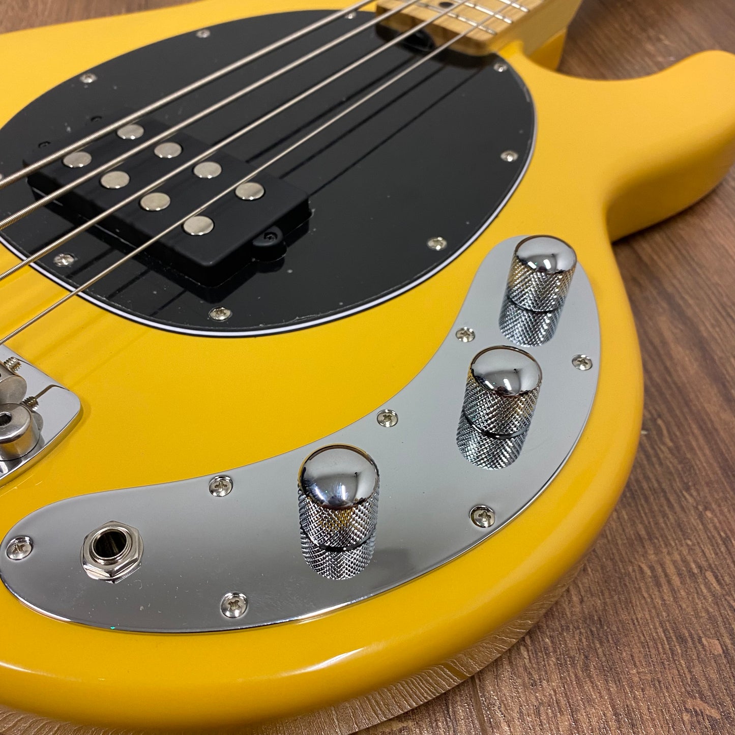 Sterling Stingray Classic 4 - Butterscotch *B-STOCK*