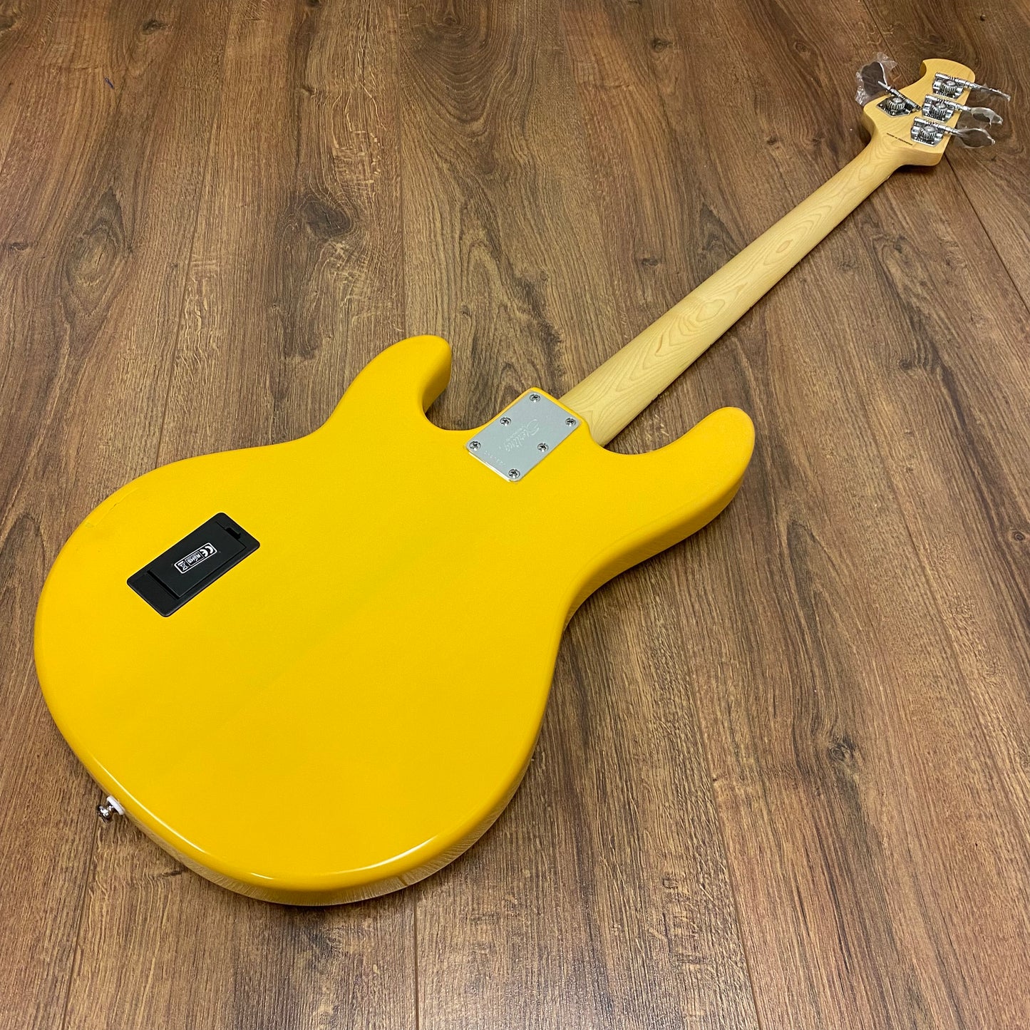 Sterling Stingray Classic 4 - Butterscotch *B-STOCK*