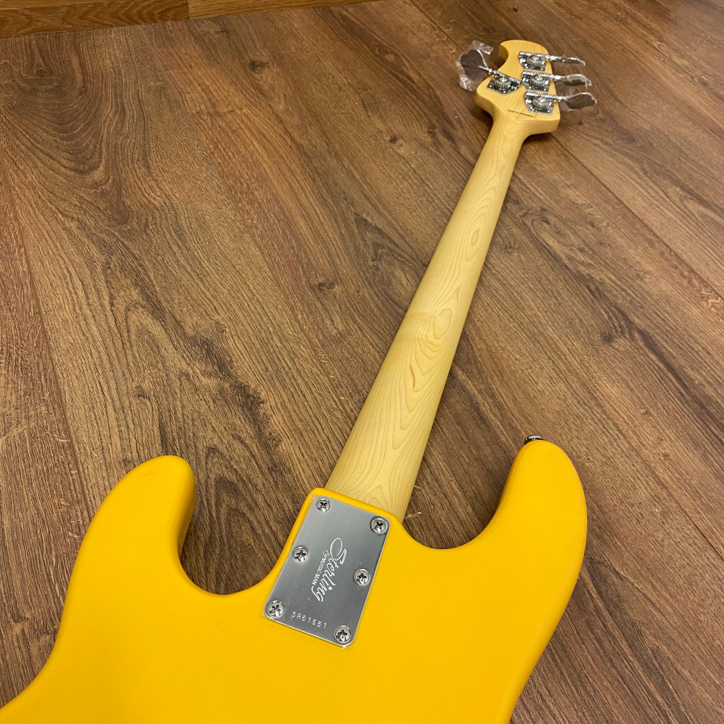 Sterling Stingray Classic 4 - Butterscotch *B-STOCK*