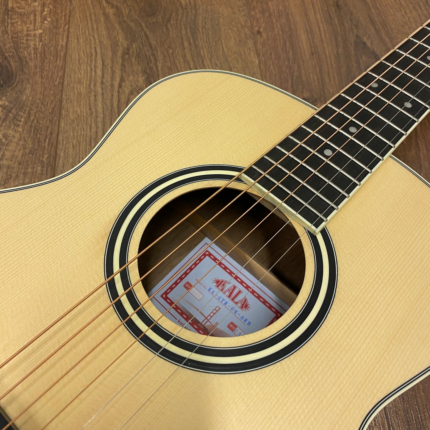 Pre-Owned Kala KA-GTR-OM-SEB Mini Acoustic - Natural