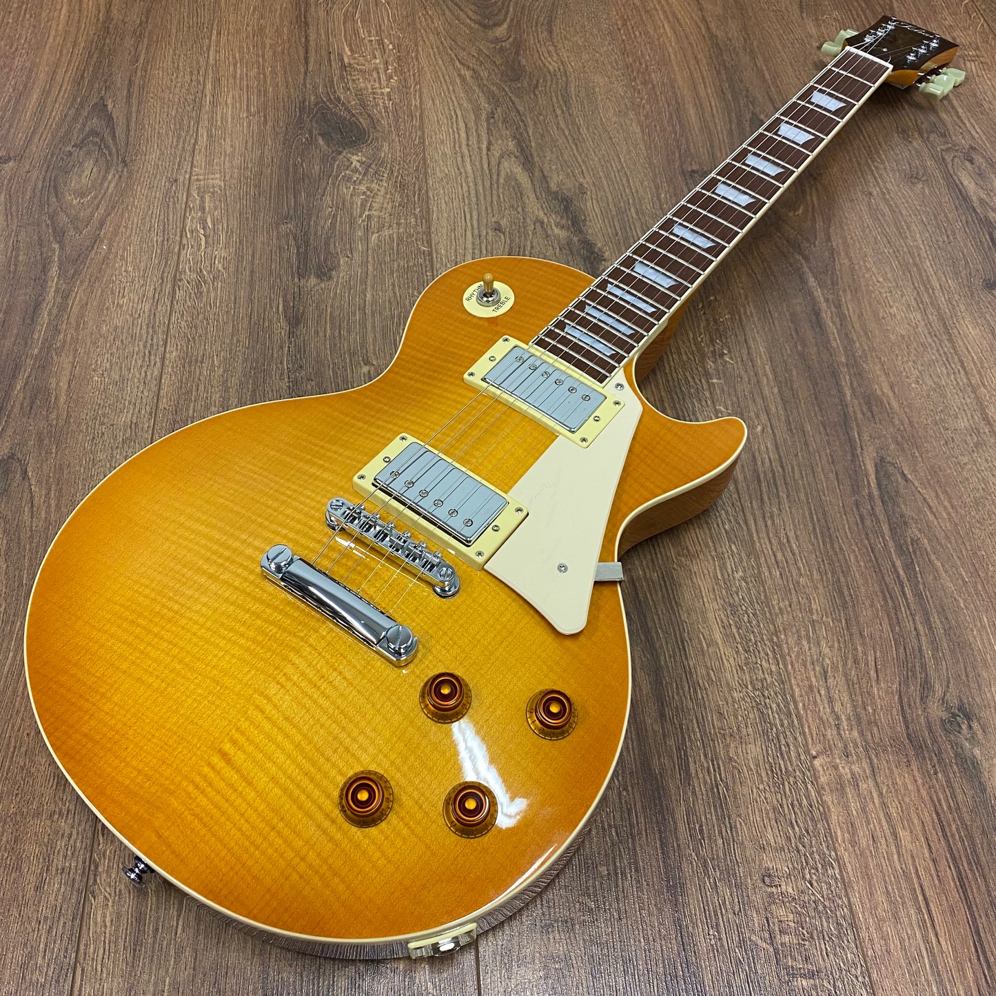 Pre-Owned Tokai Love Rock UALS62F - Honey Burst