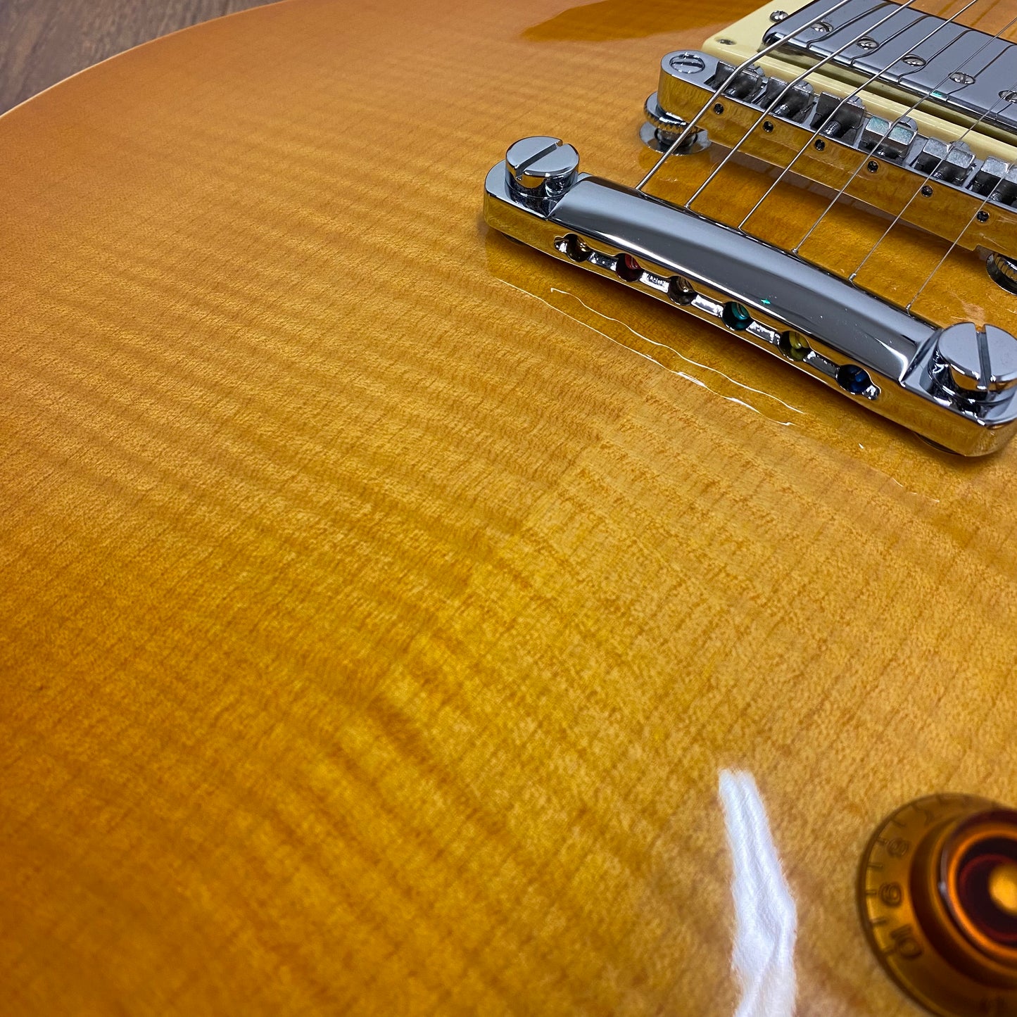 Pre-Owned Tokai Love Rock UALS62F - Honey Burst