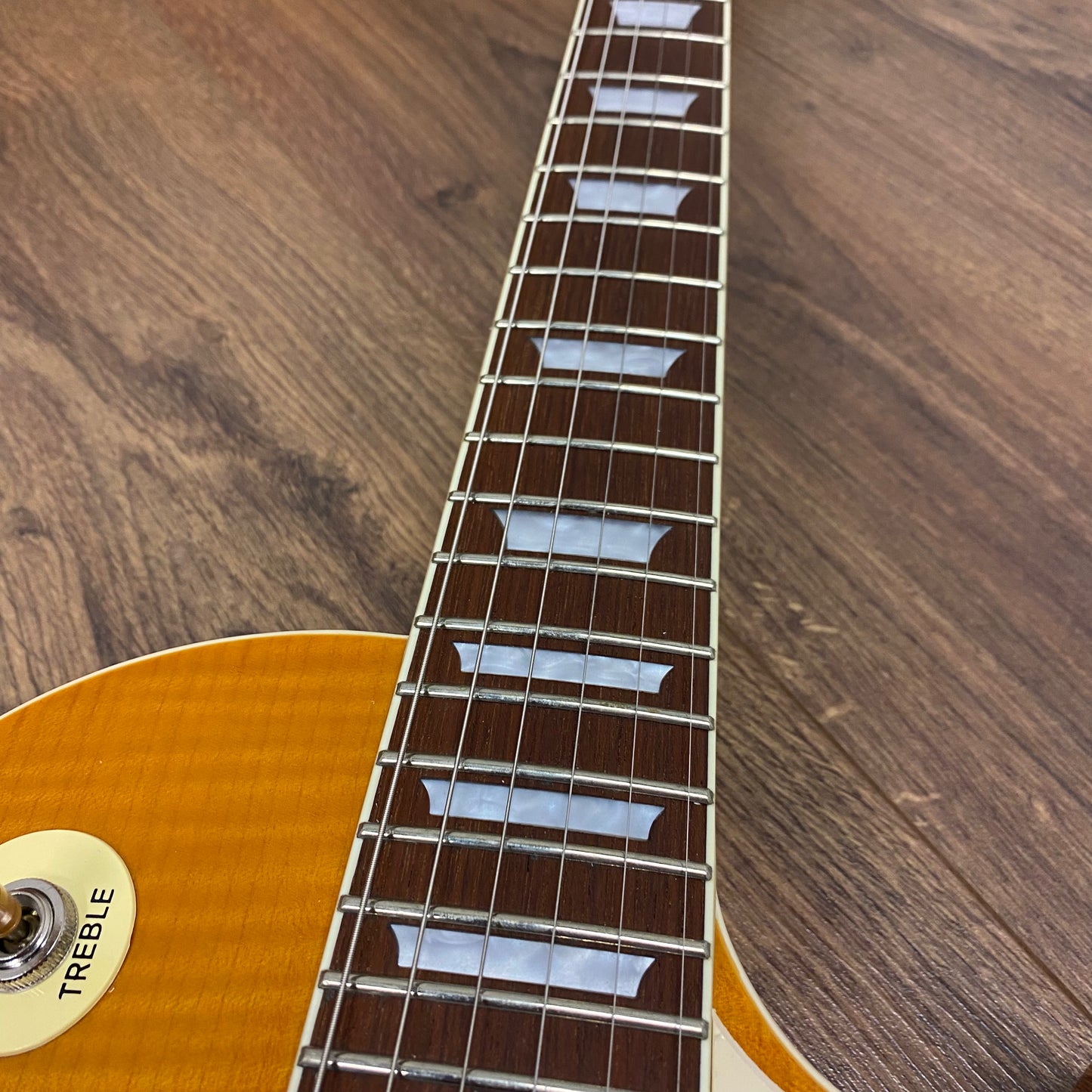 Pre-Owned Tokai Love Rock UALS62F - Honey Burst