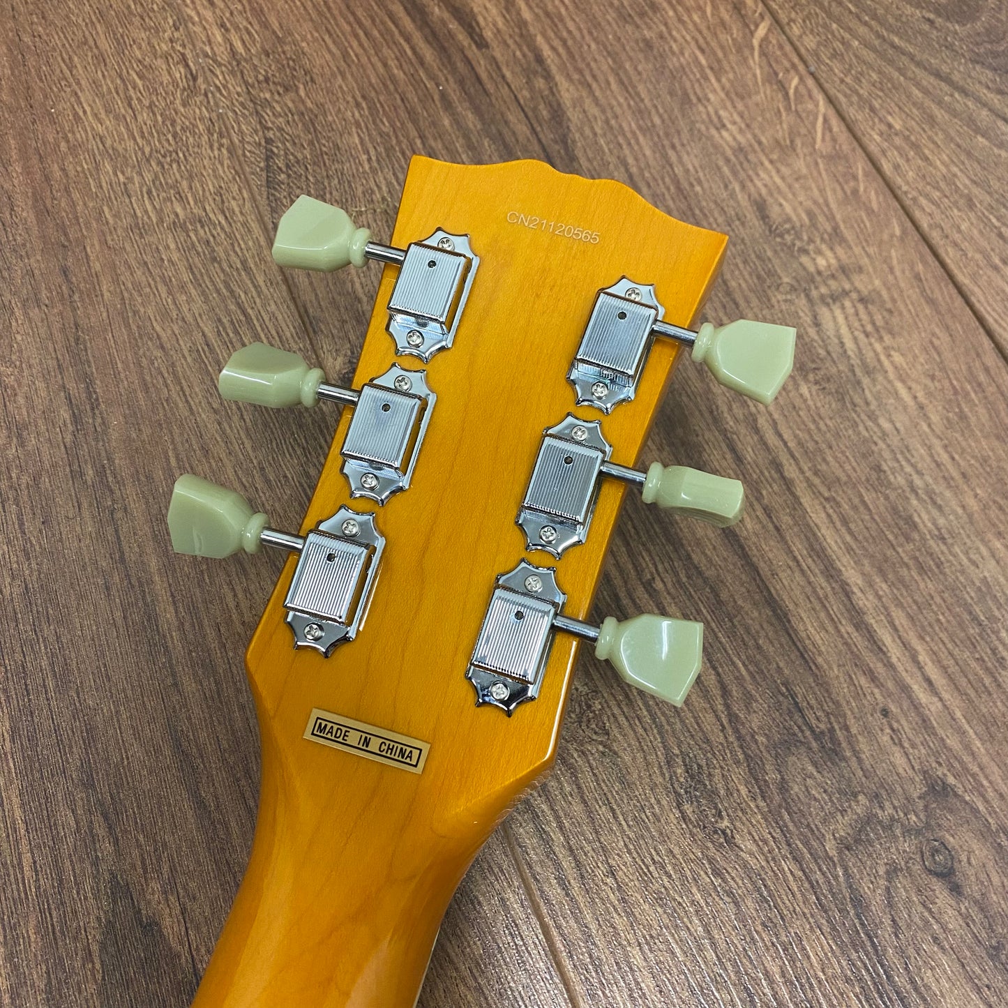 Pre-Owned Tokai Love Rock UALS62F - Honey Burst