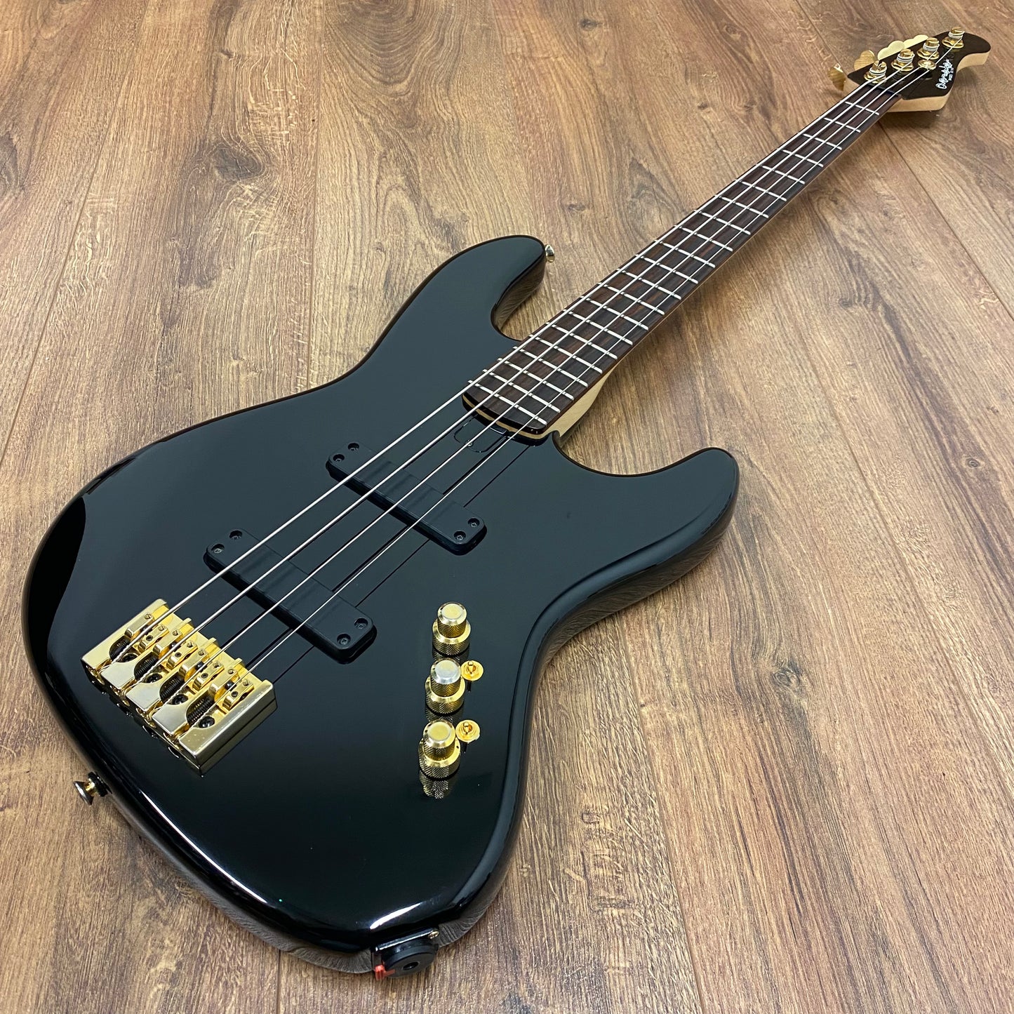 Pre-Owned Overwater J Series Custom Deluxe - Black -2006