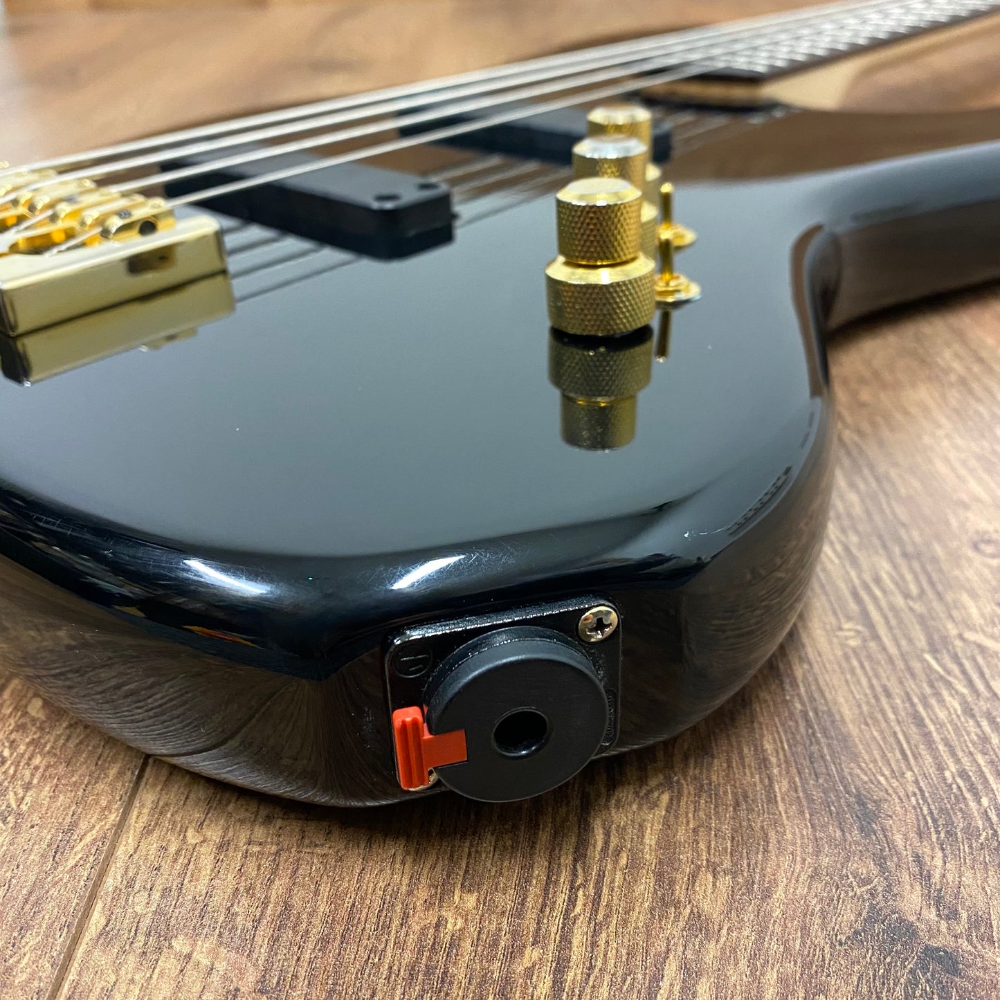 Pre-Owned Overwater J Series Custom Deluxe - Black -2006